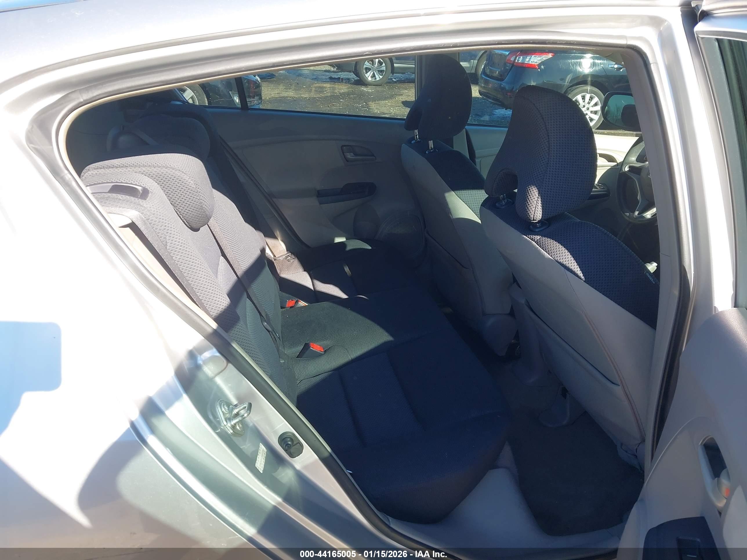 HONDA INSIGHT image 8
