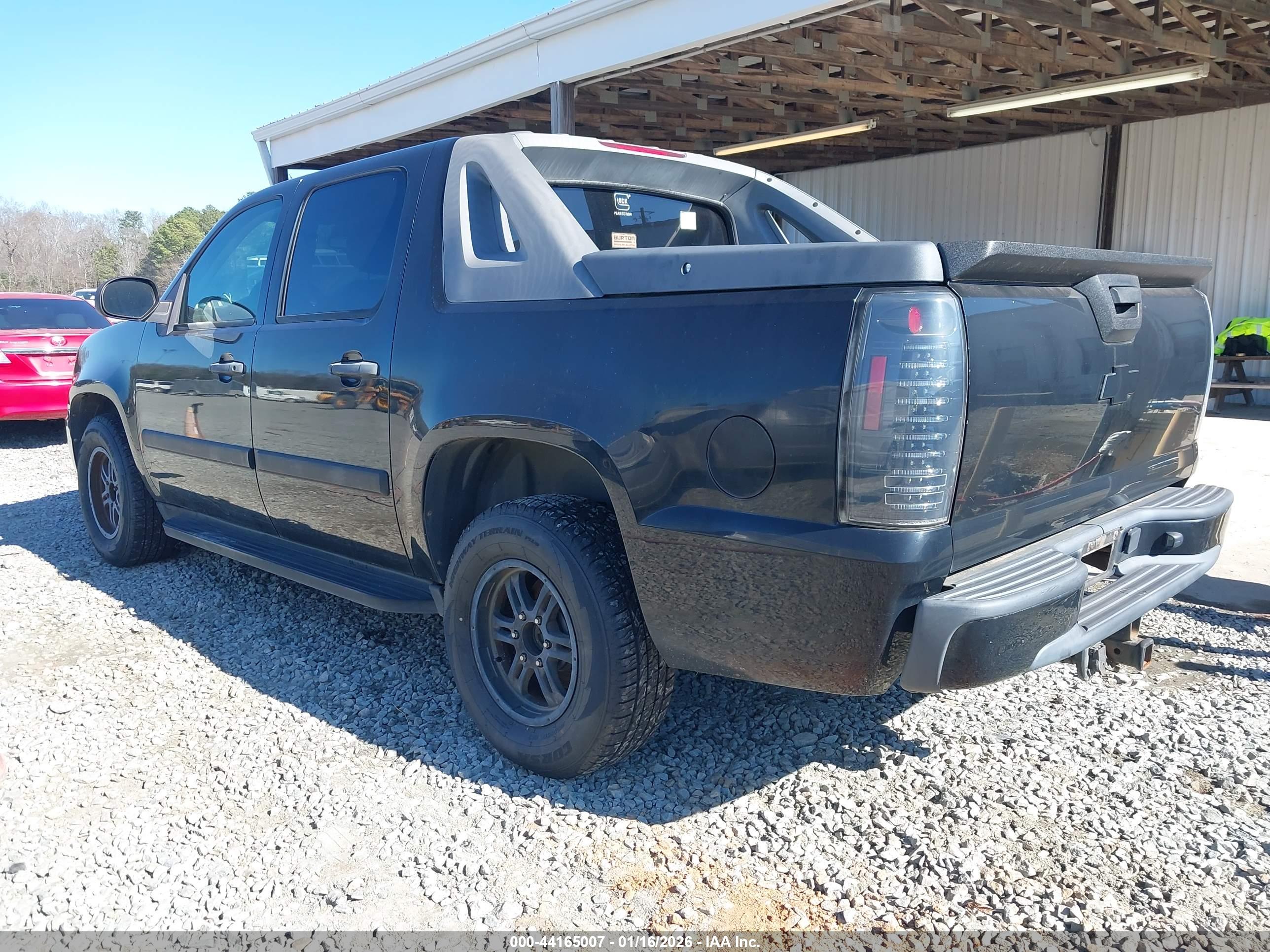 CHEVROLET AVALANCHE image 3
