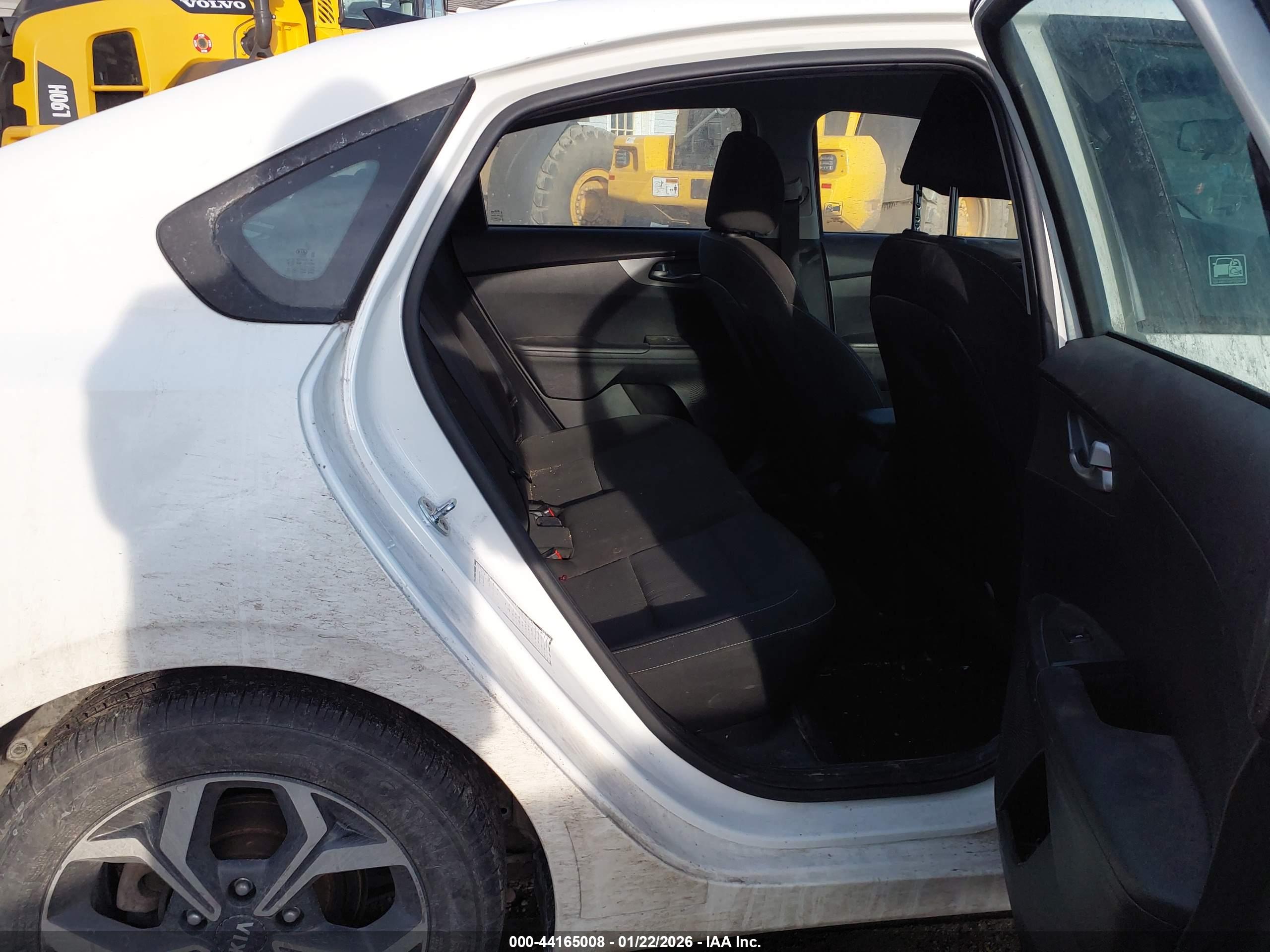 KIA FORTE image 8