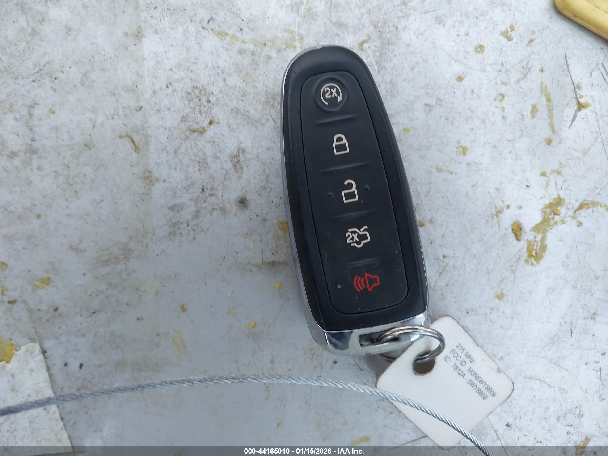 LINCOLN MKS image 11