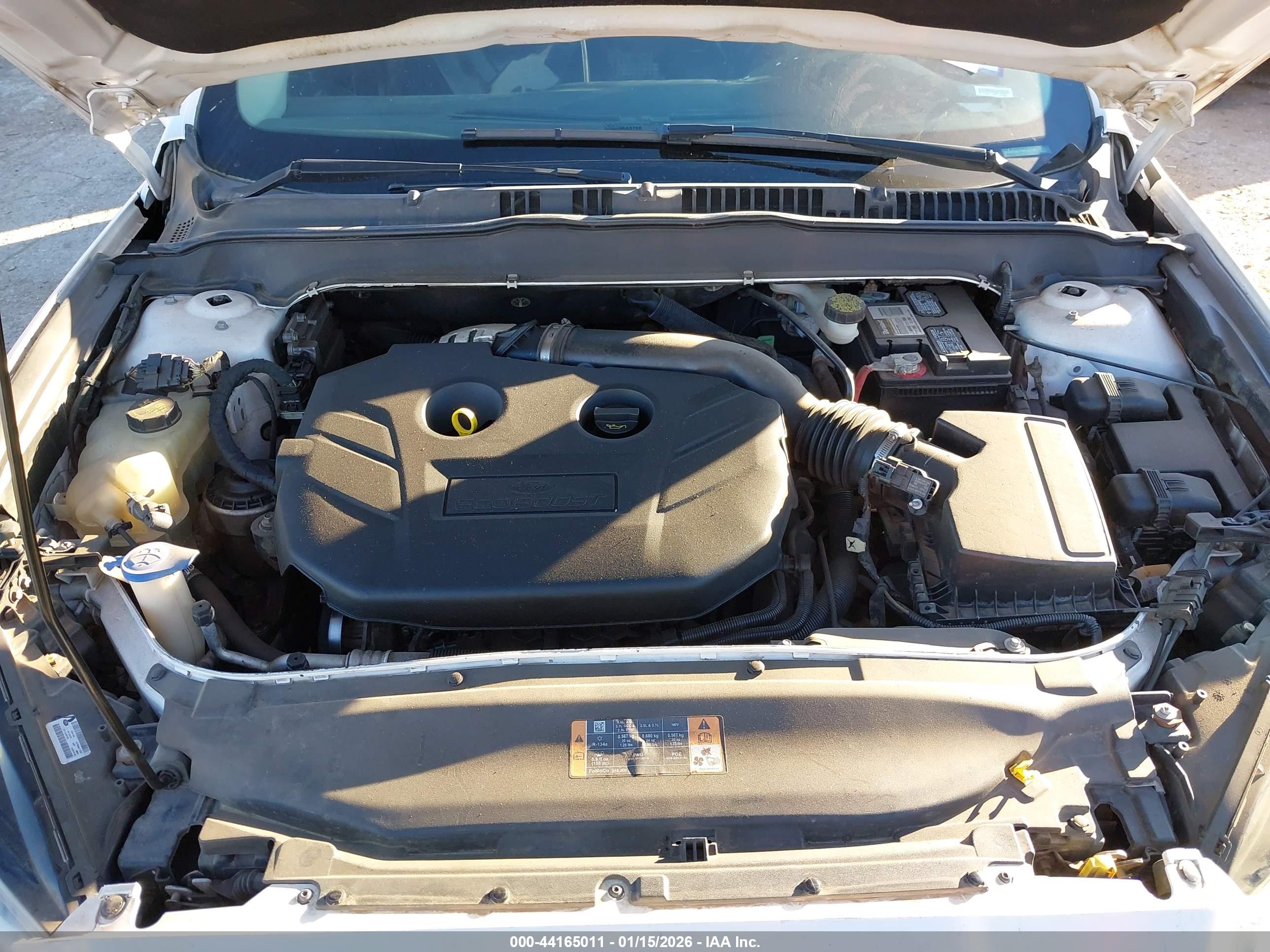 FORD FUSION image 10