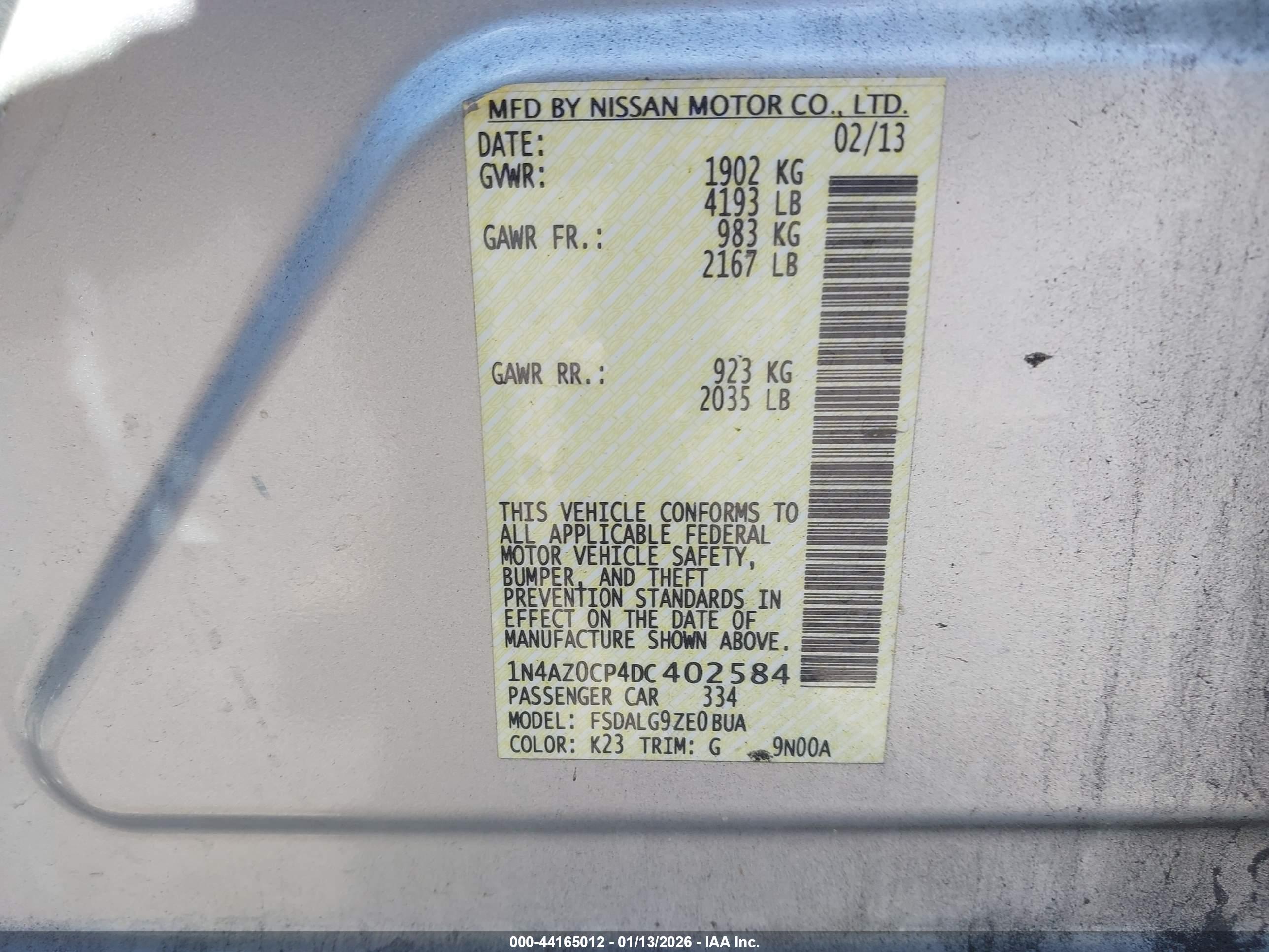 NISSAN LEAF image 9