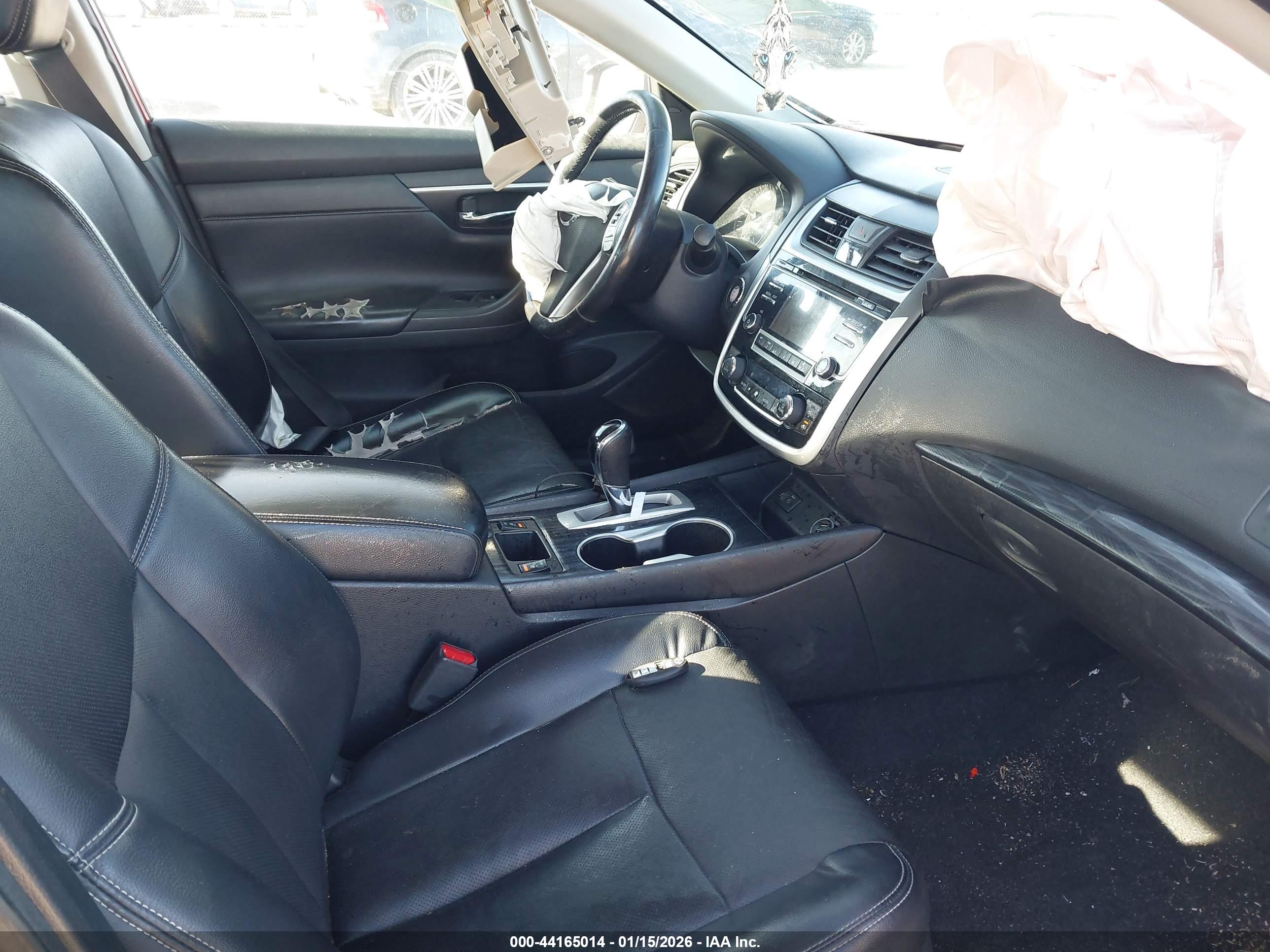 NISSAN ALTIMA image 5