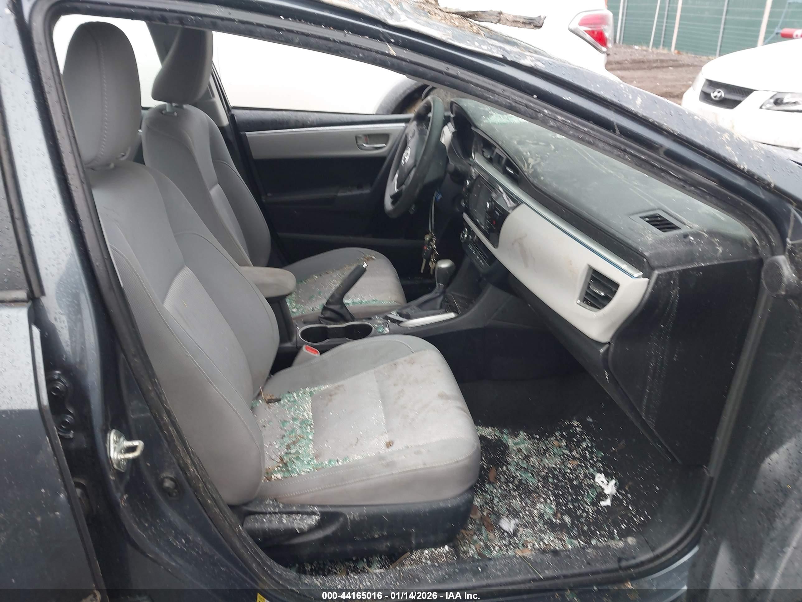 TOYOTA COROLLA image 5