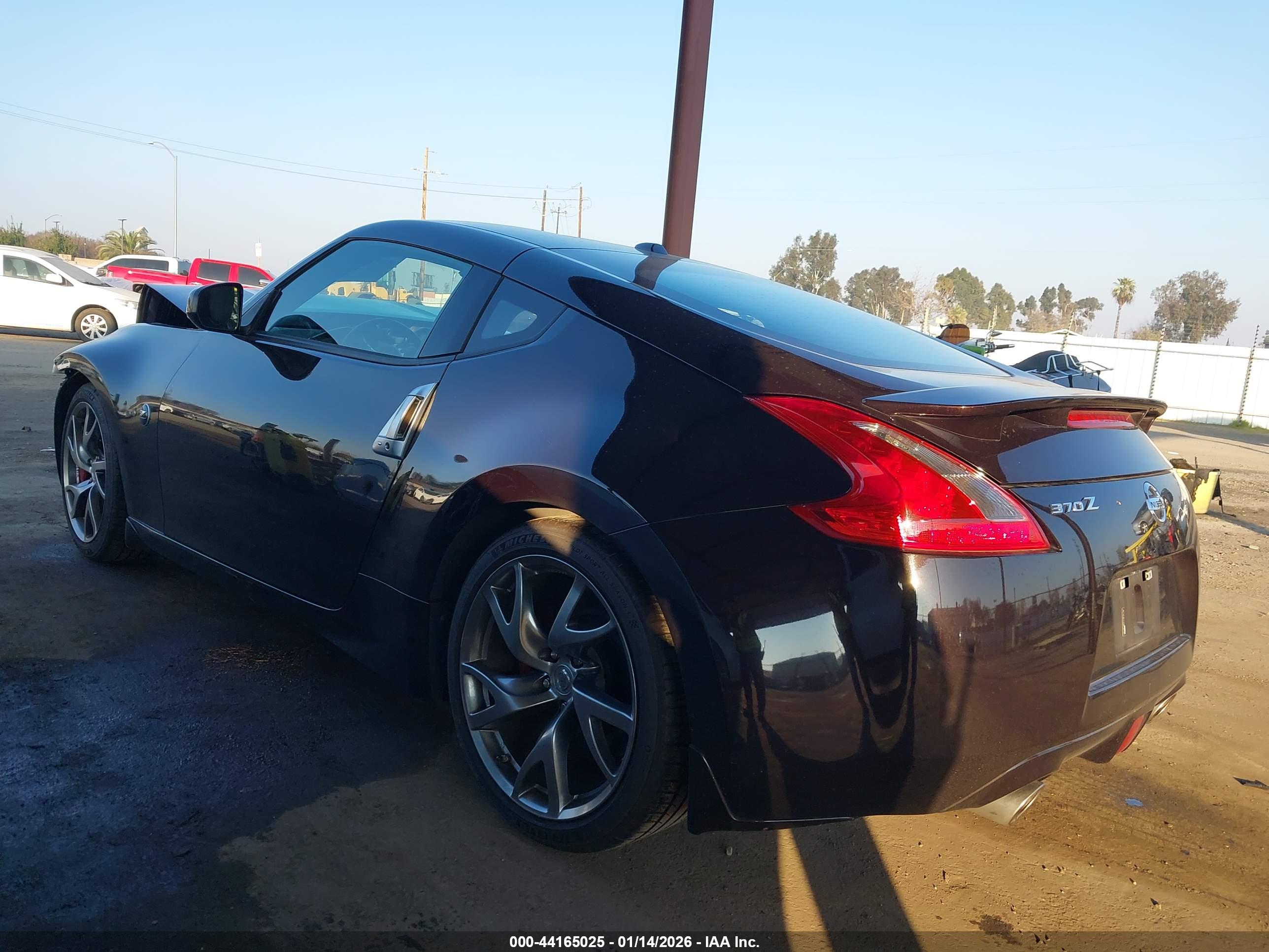 NISSAN 370Z image 3