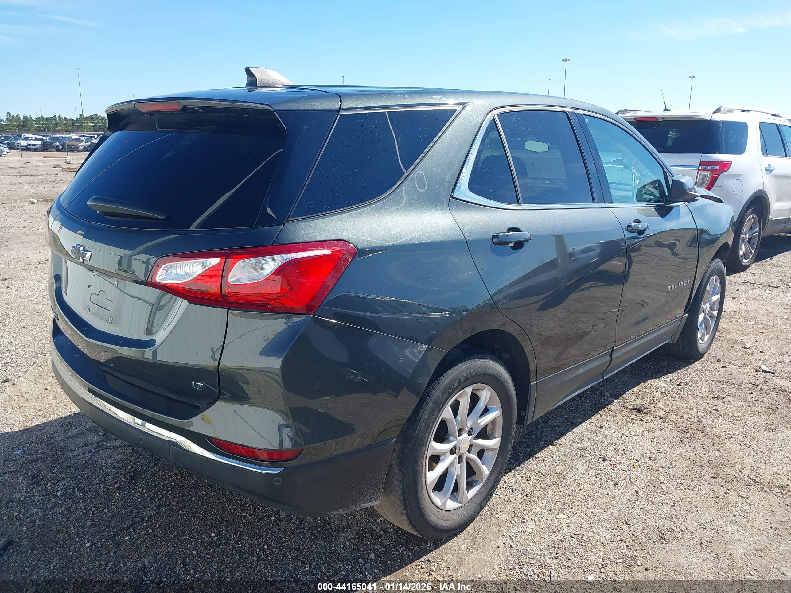 CHEVROLET EQUINOX image 4