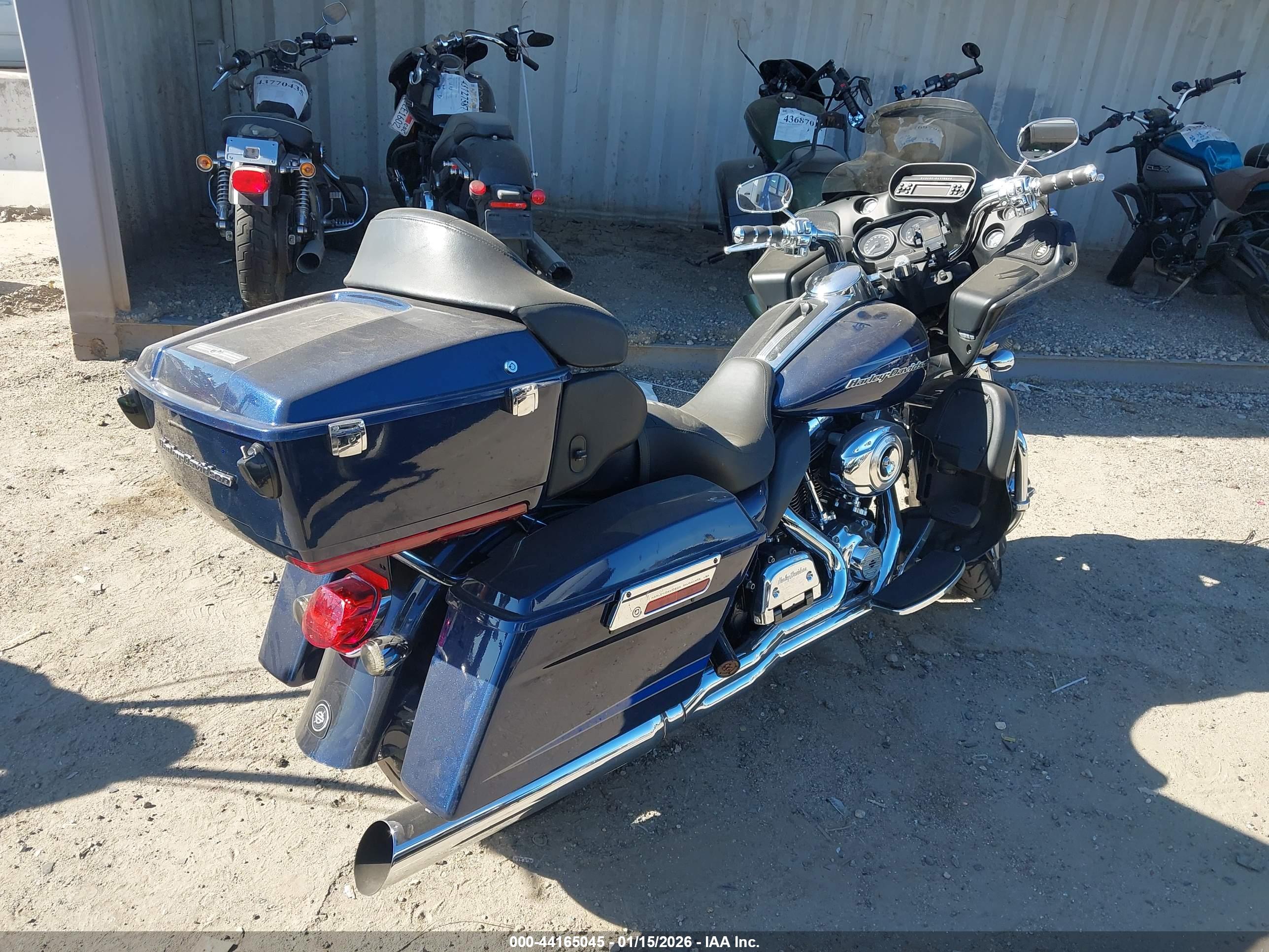 HARLEY-DAVIDSON FLTRU image 4