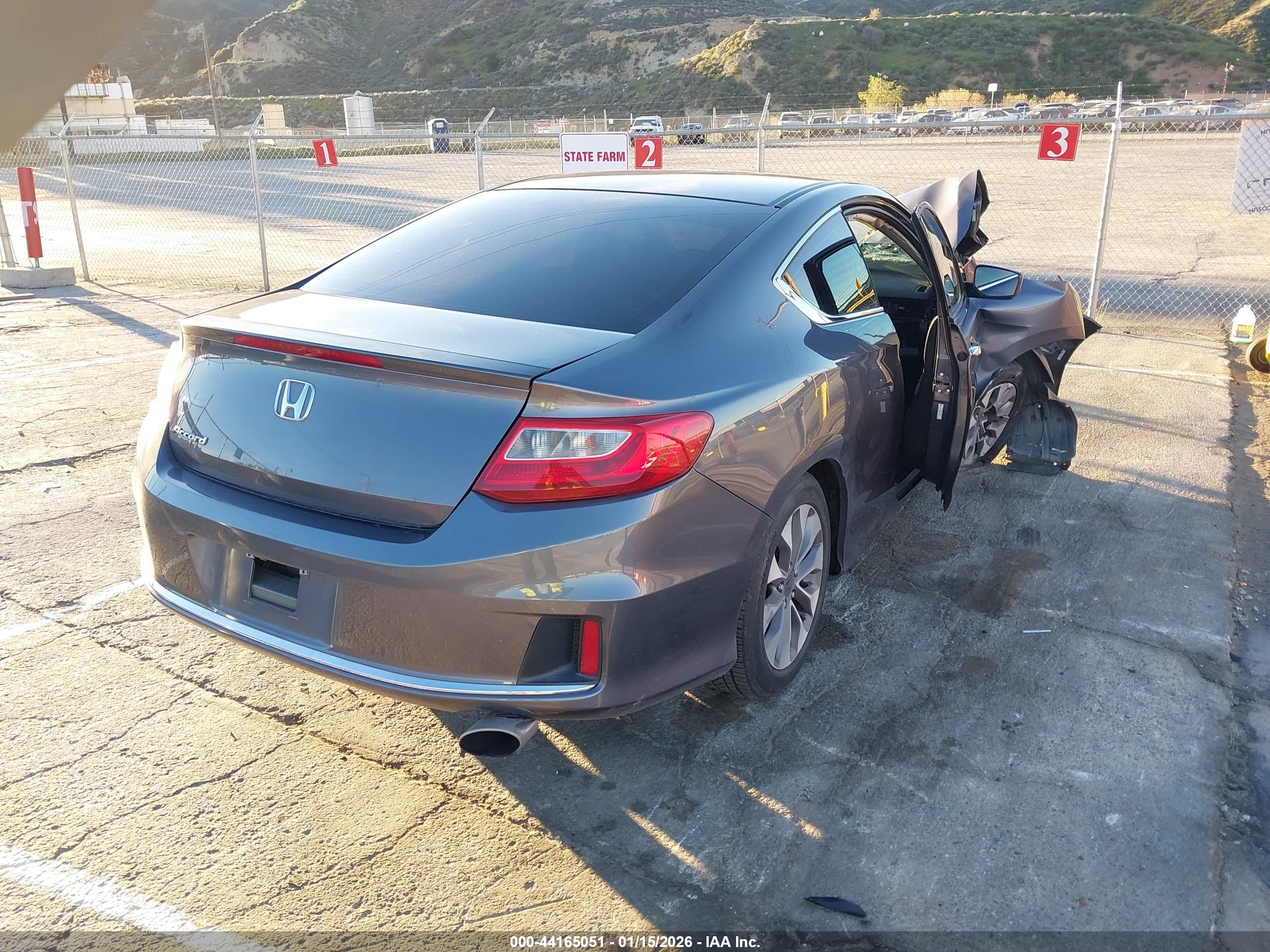 HONDA ACCORD image 4