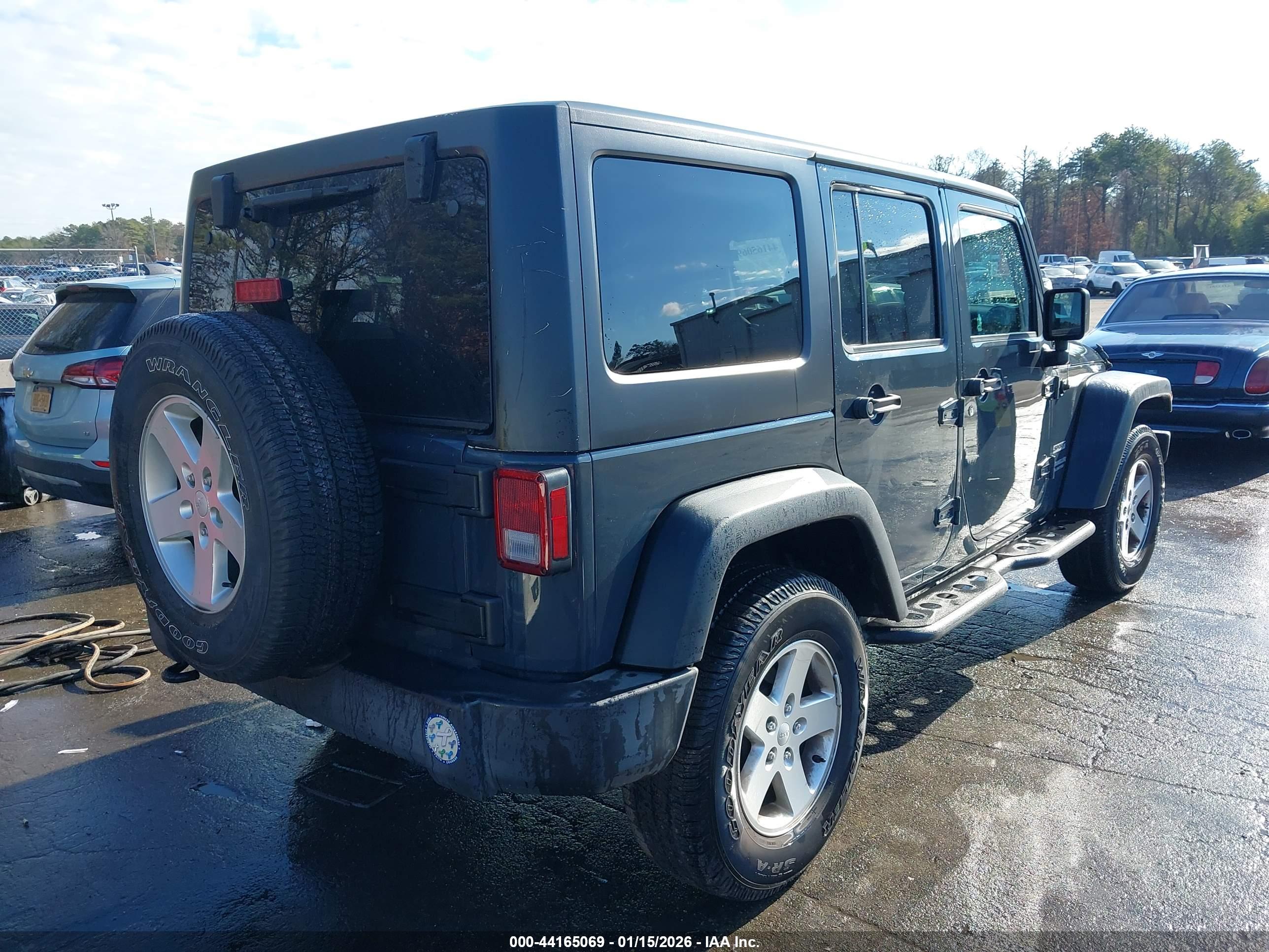 JEEP WRANGLER image 4