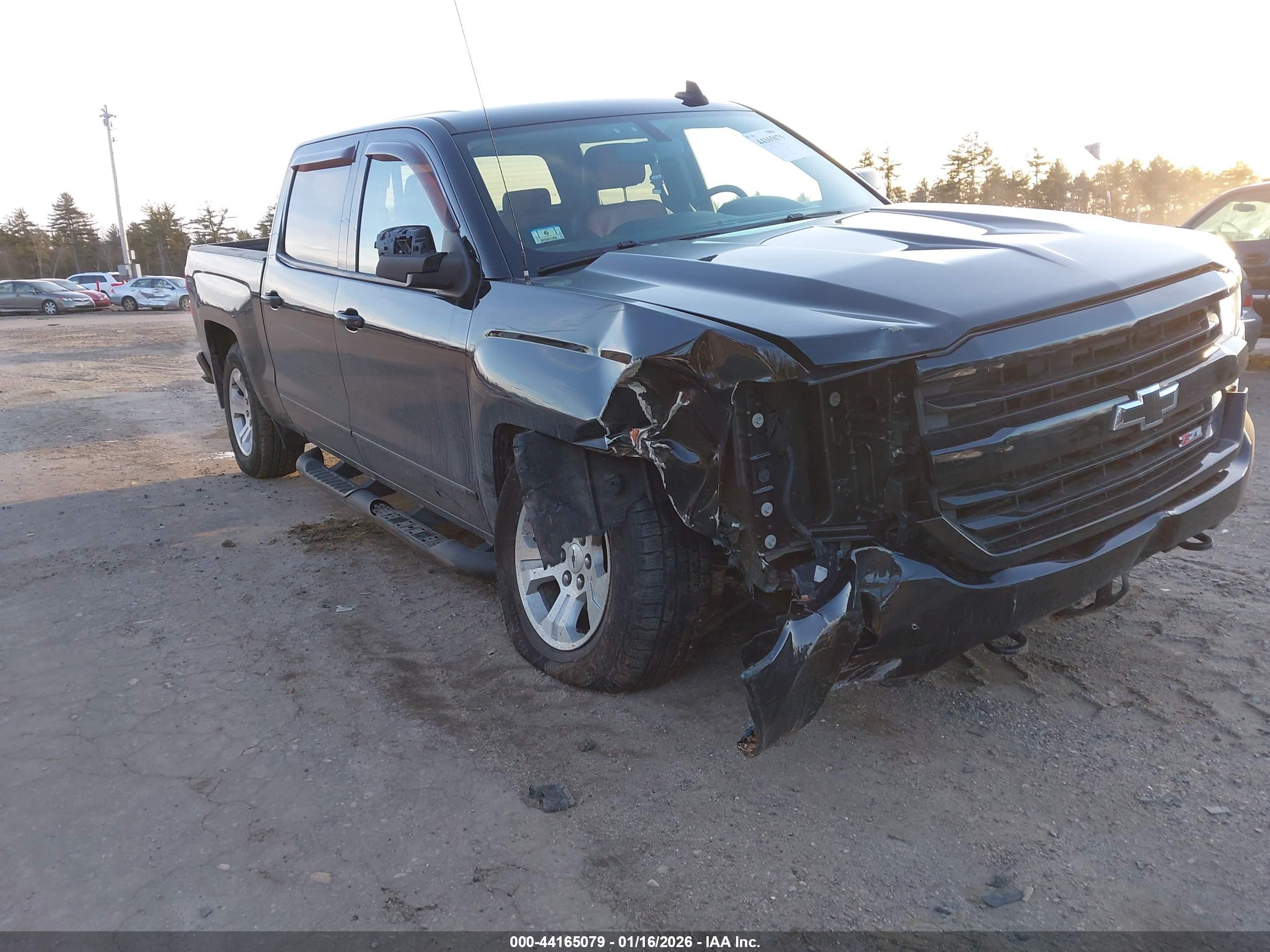 CHEVROLET SILVERADO image 6