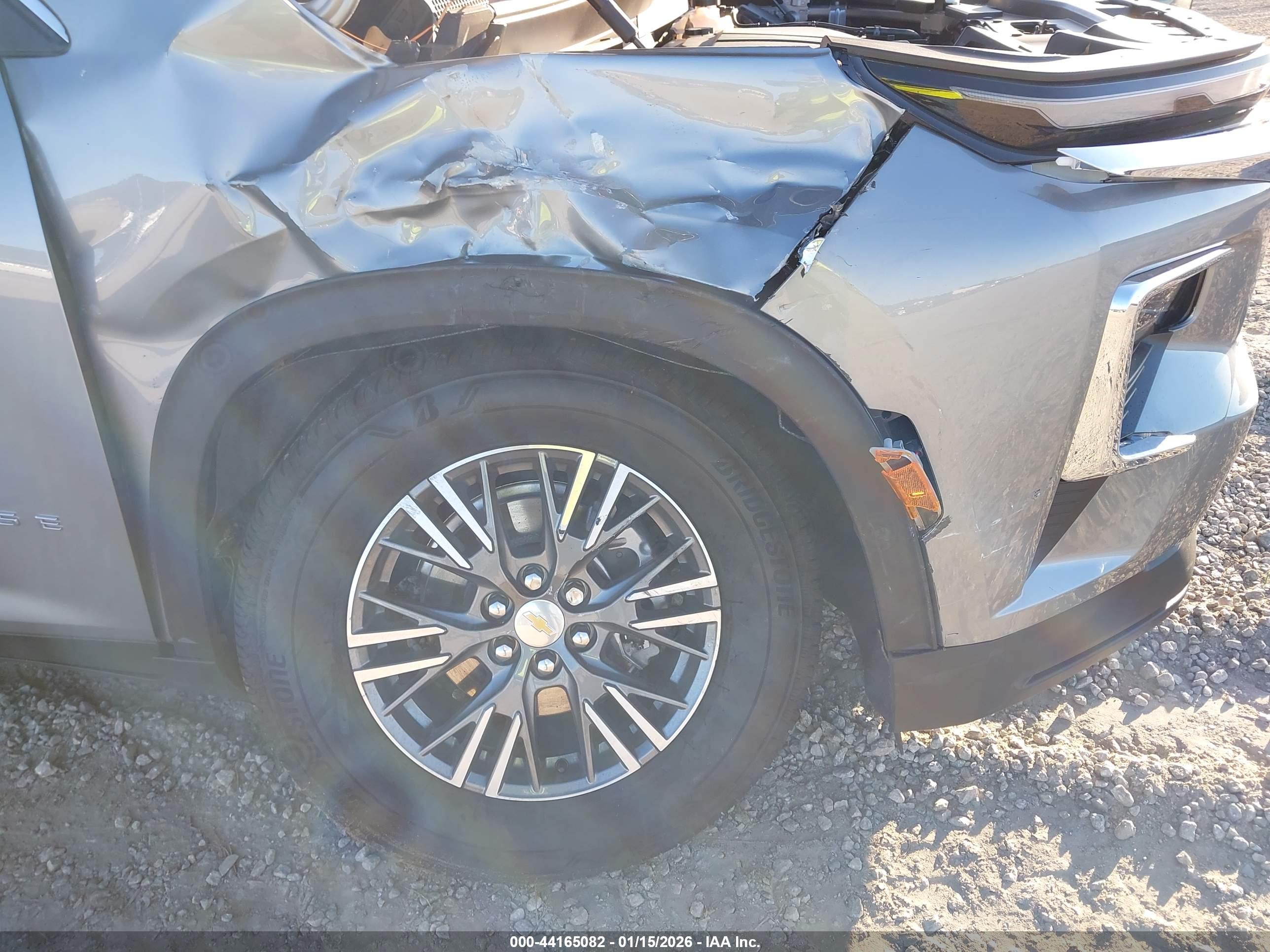 CHEVROLET TRAVERSE image 6