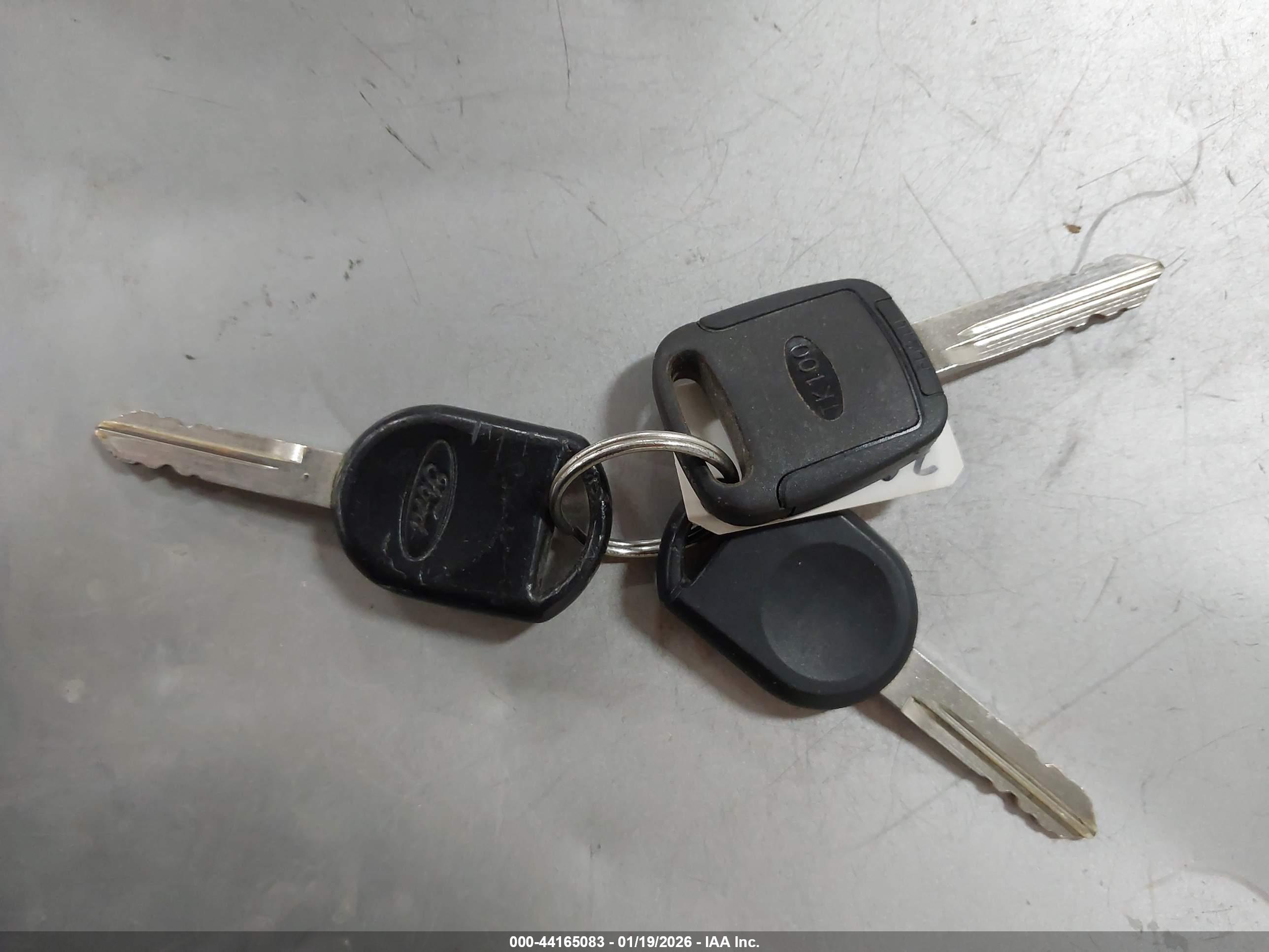 FORD FOCUS image 11