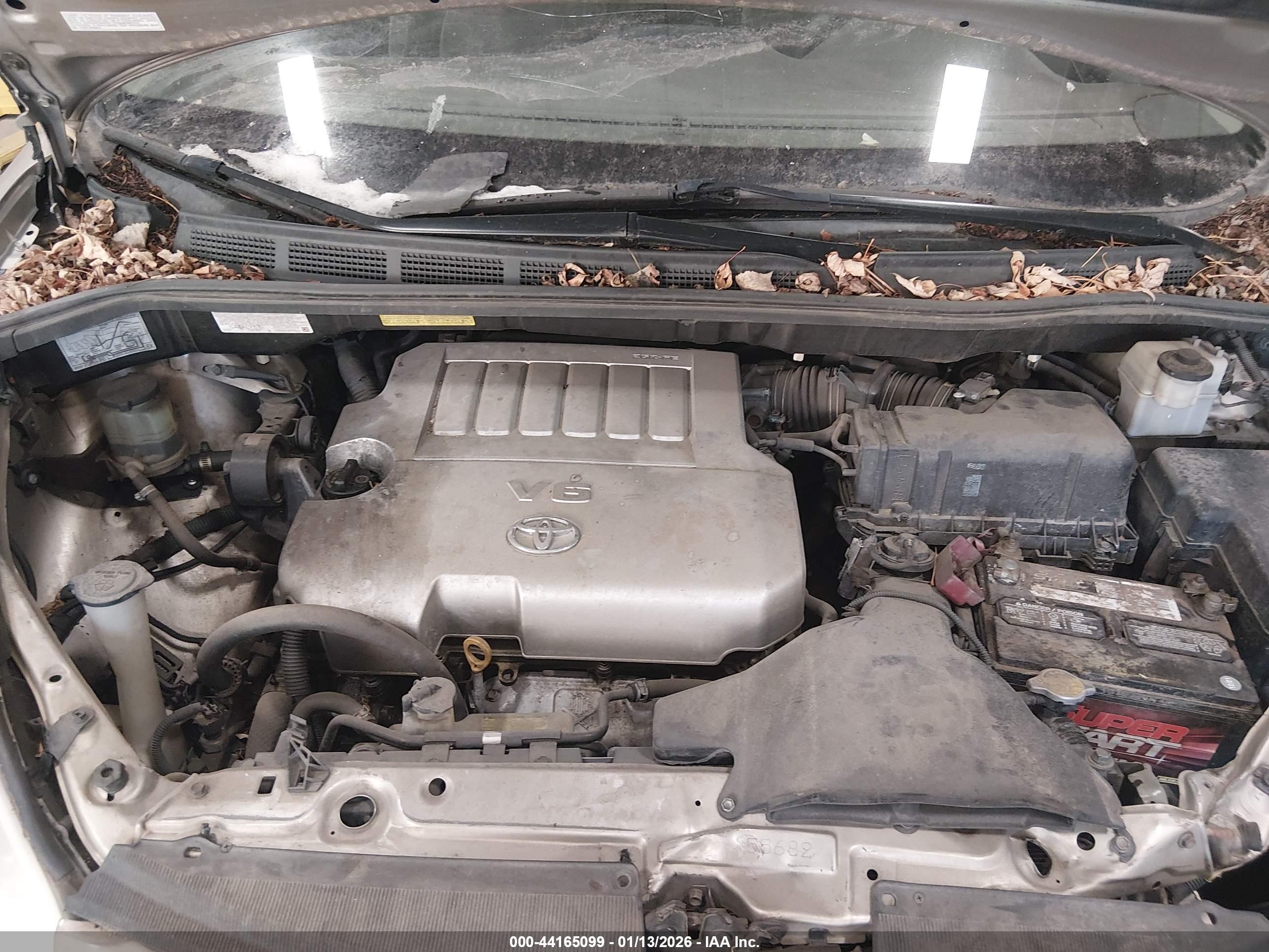 TOYOTA SIENNA image 10