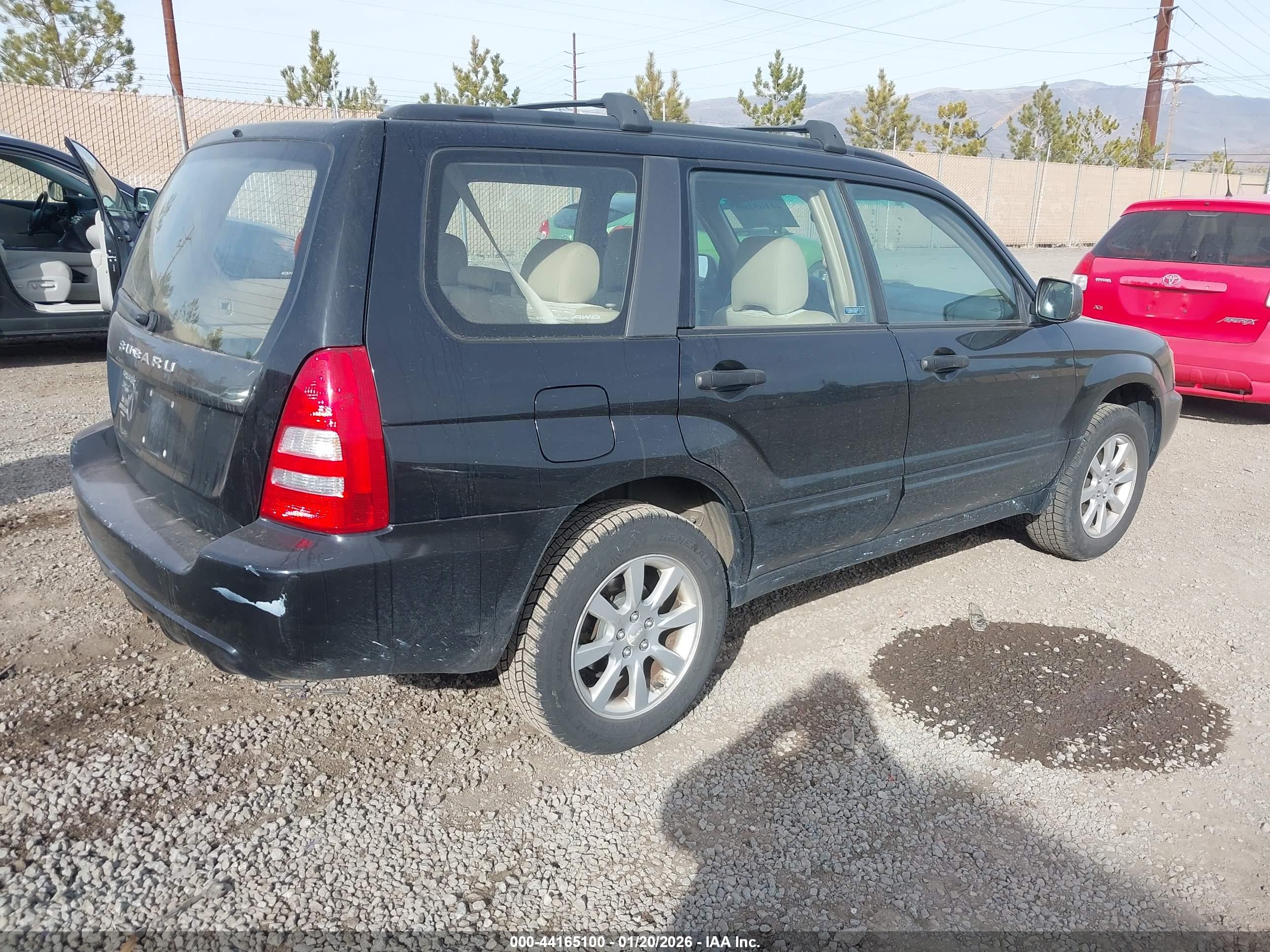 SUBARU FORESTER image 4
