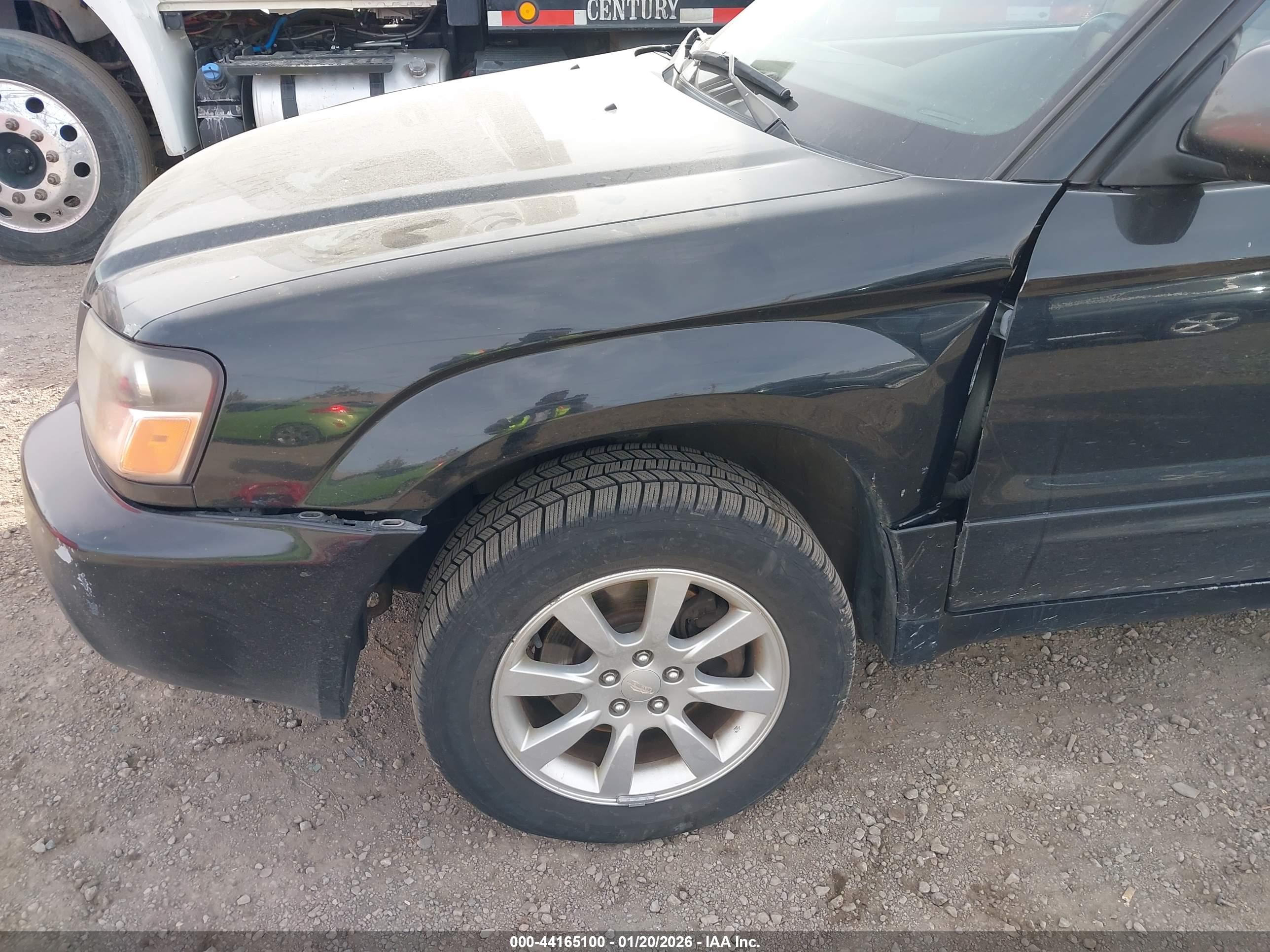 SUBARU FORESTER image 6