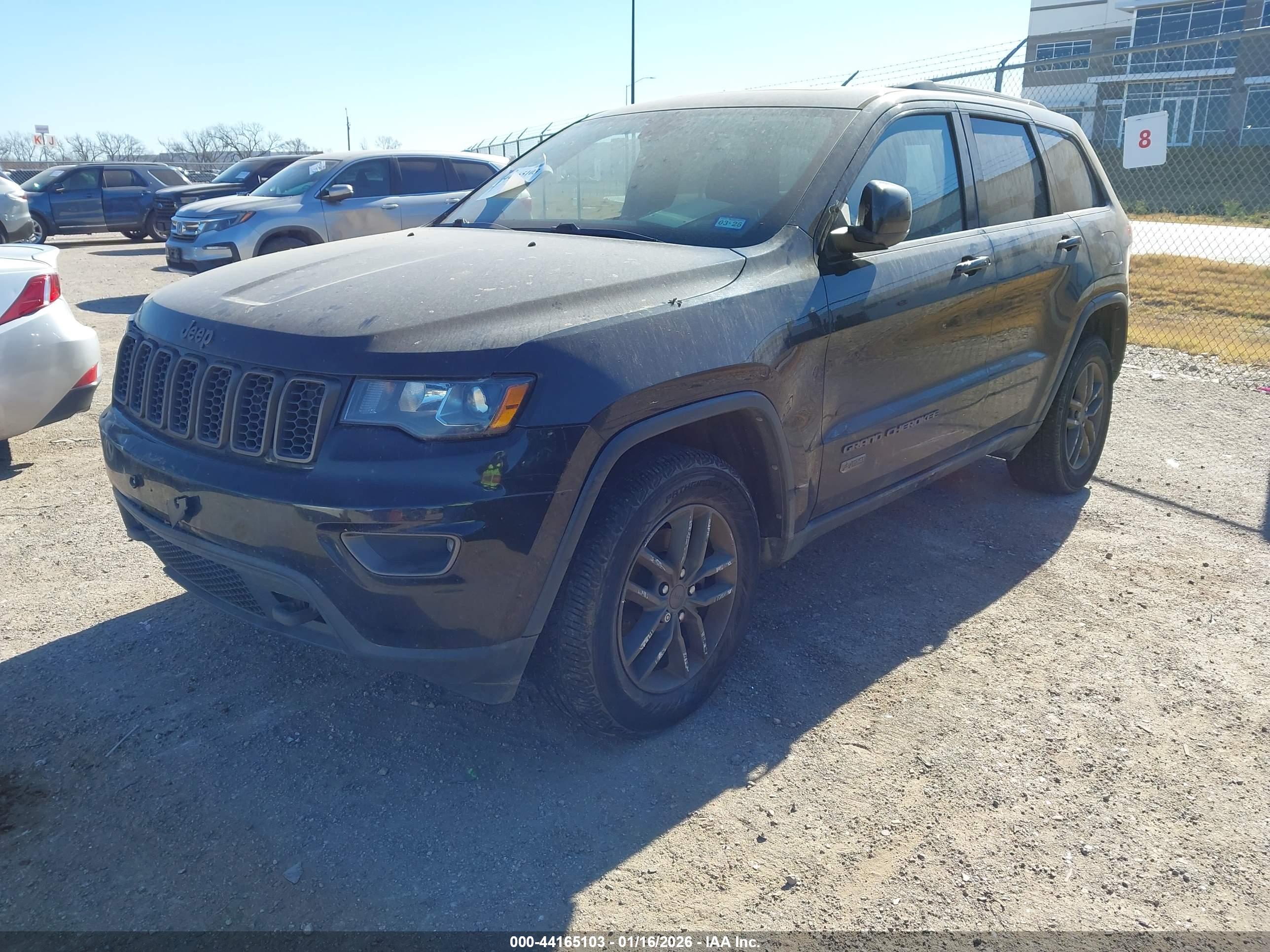 JEEP GRAND image 2