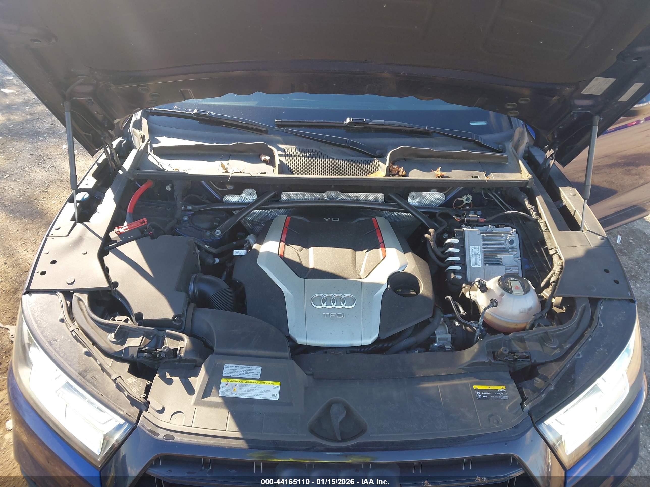 AUDI SQ5 image 10