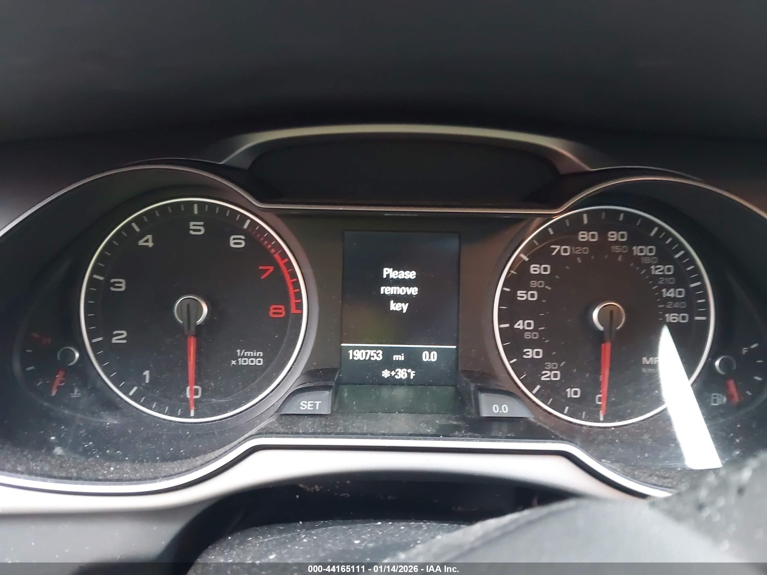 AUDI A4 image 7
