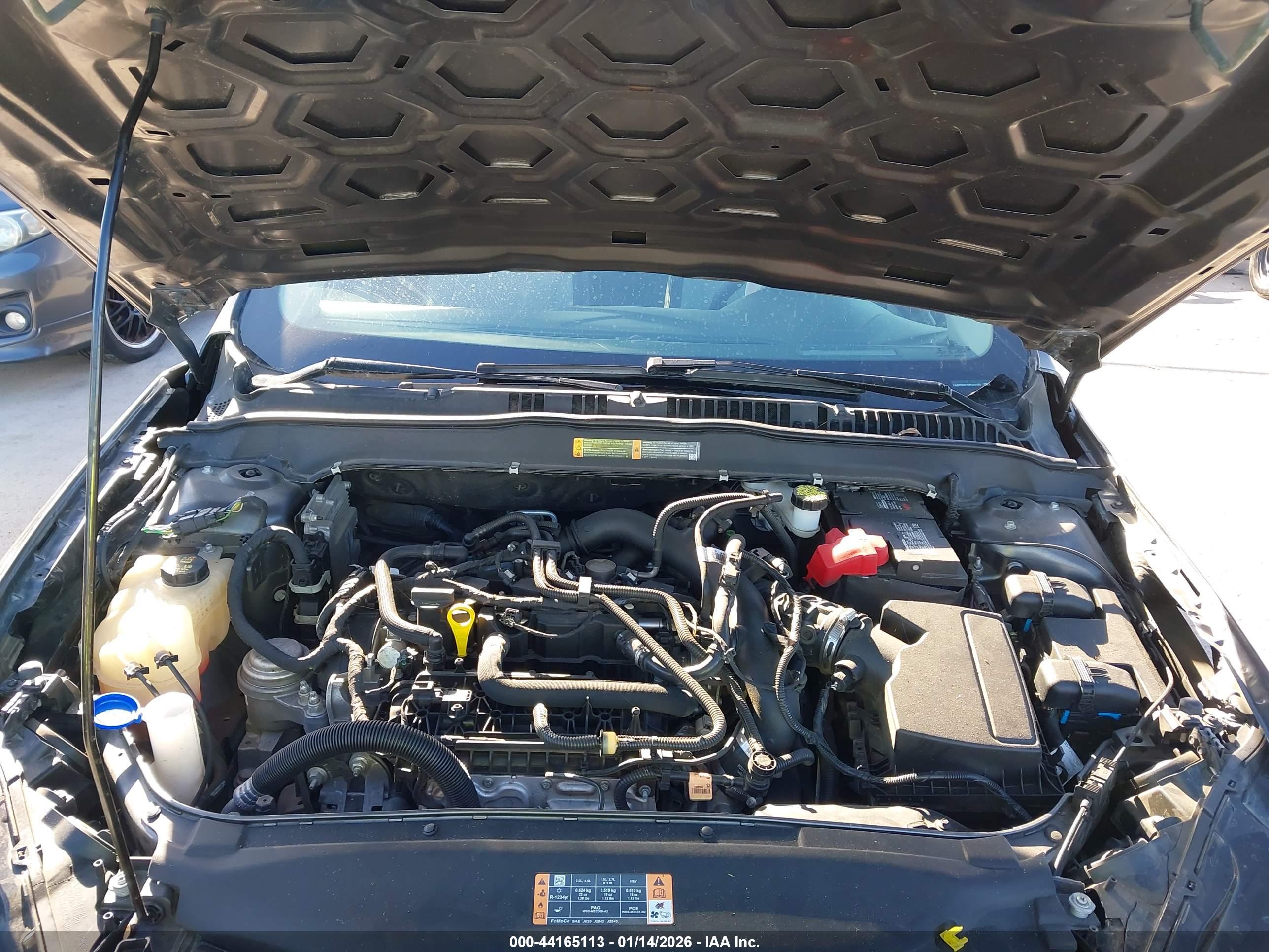 FORD FUSION image 10