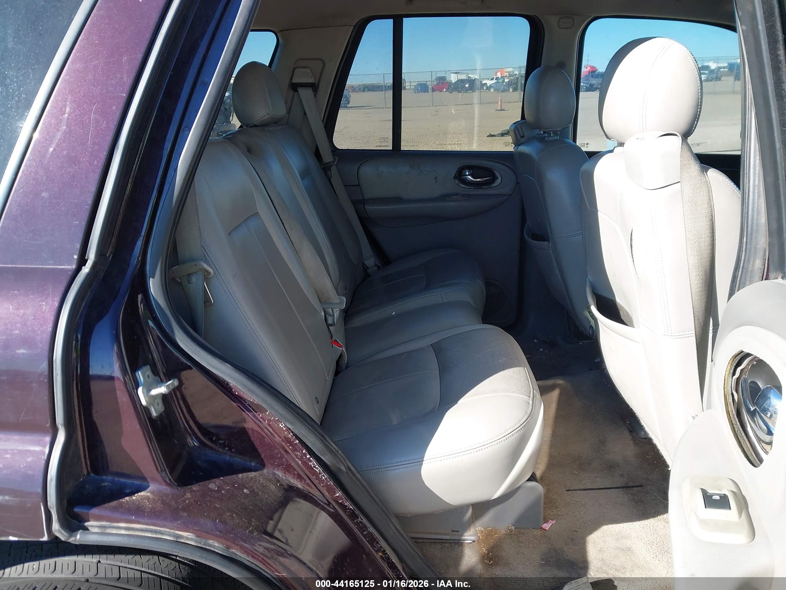 CHEVROLET TRAILBLAZER image 8