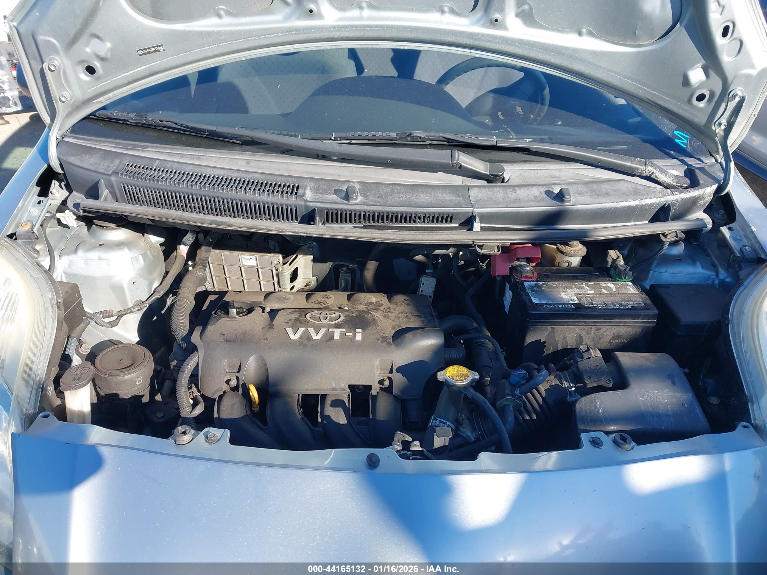 TOYOTA YARIS image 10