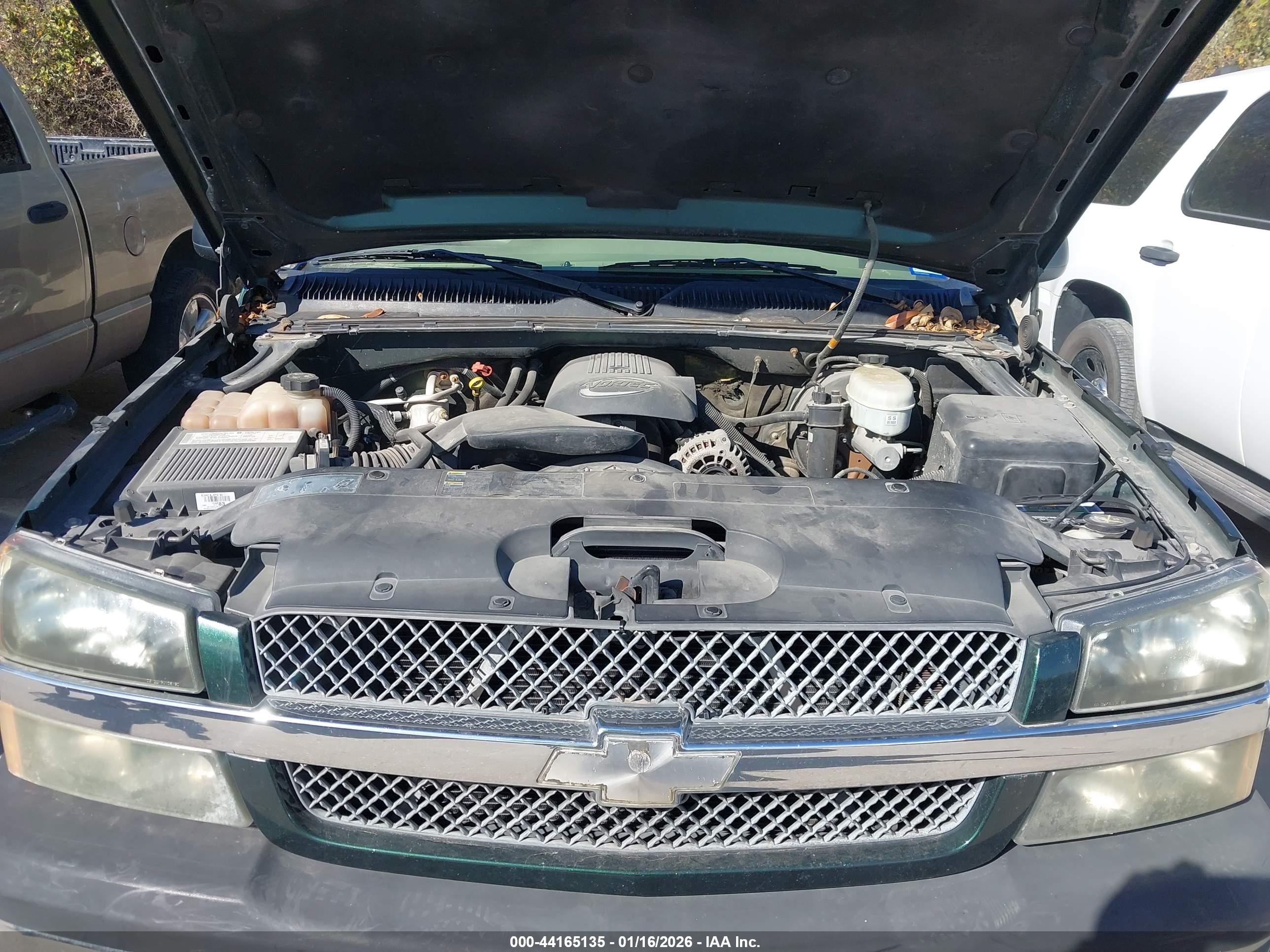 CHEVROLET SILVERADO image 10
