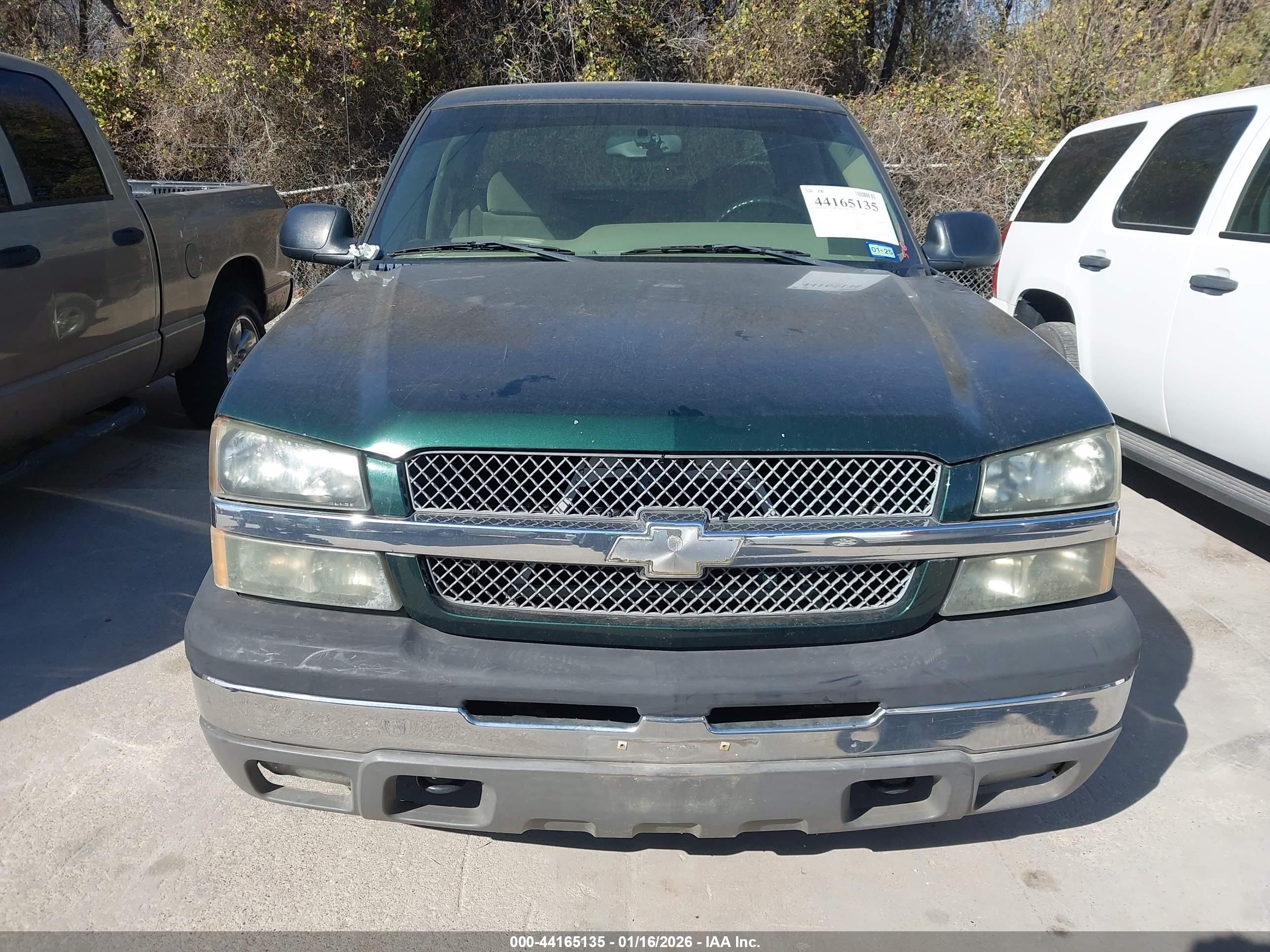 CHEVROLET SILVERADO image 6