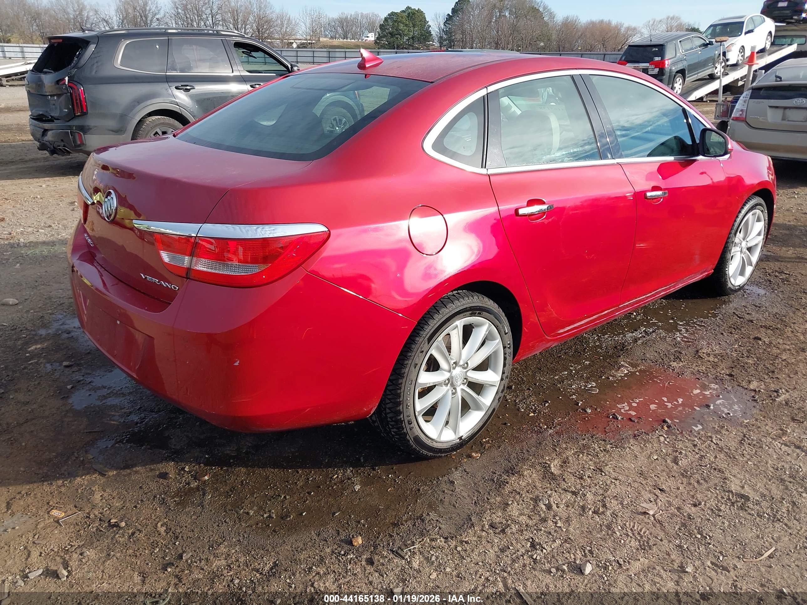 BUICK VERANO image 4