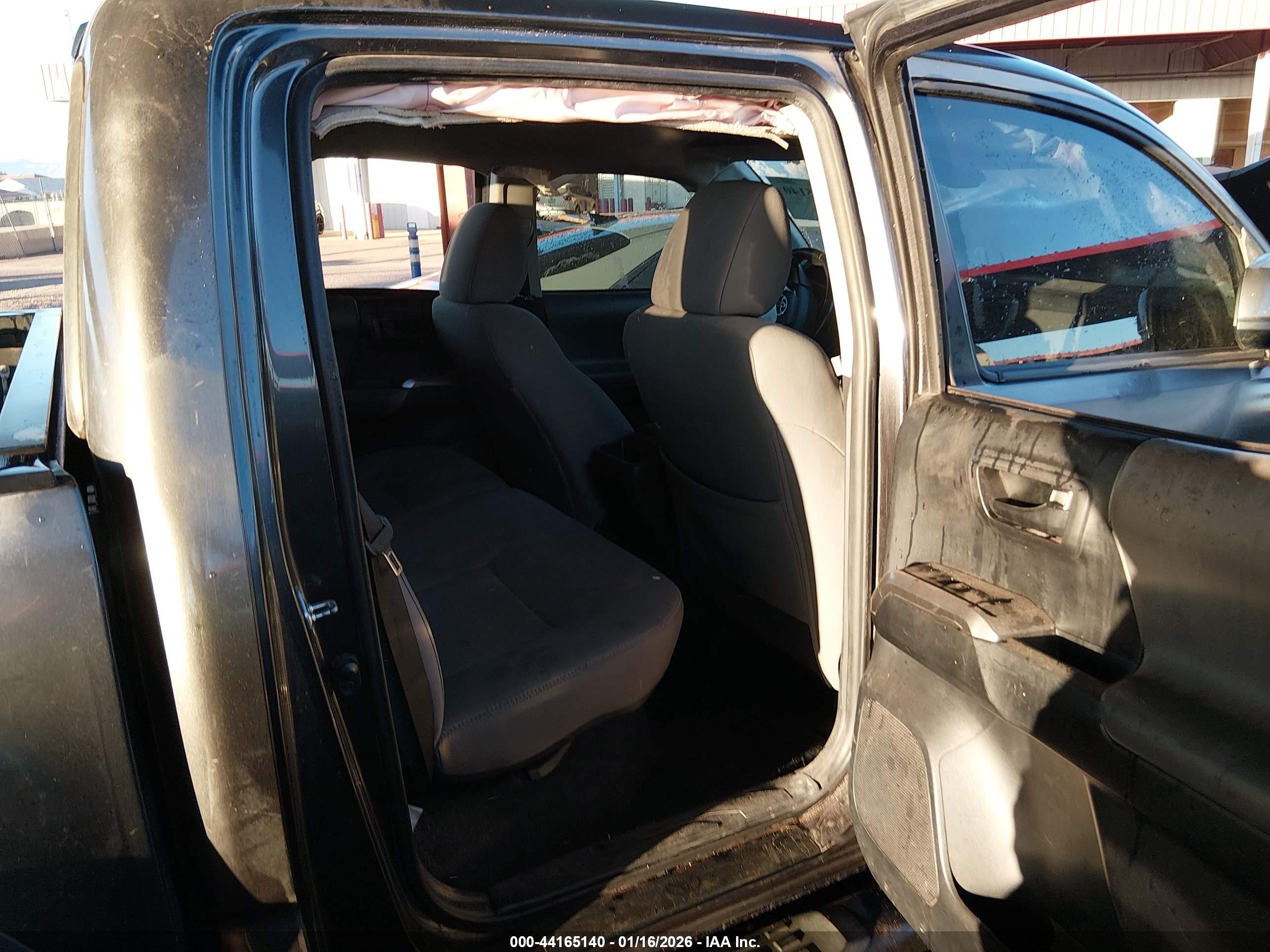 TOYOTA TACOMA image 8