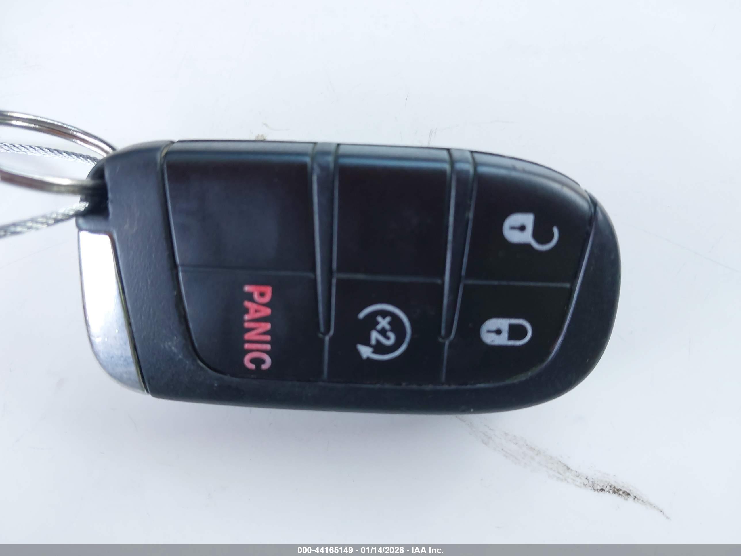 JEEP RENEGADE image 11