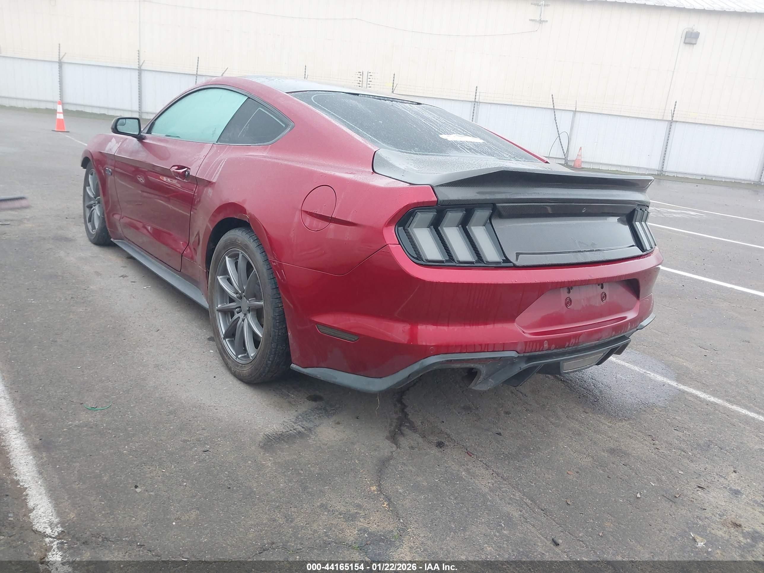 FORD MUSTANG image 3