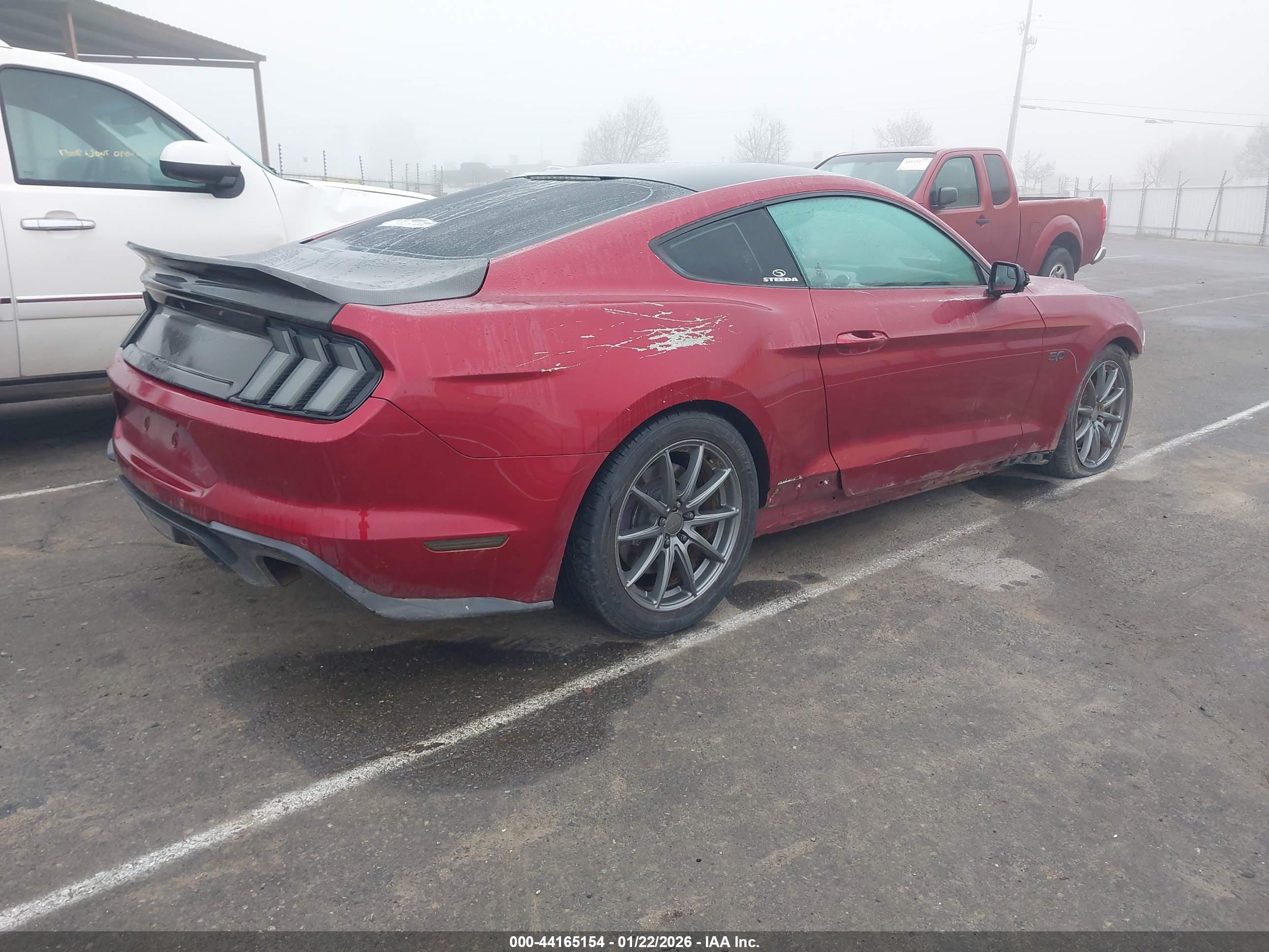 FORD MUSTANG image 4
