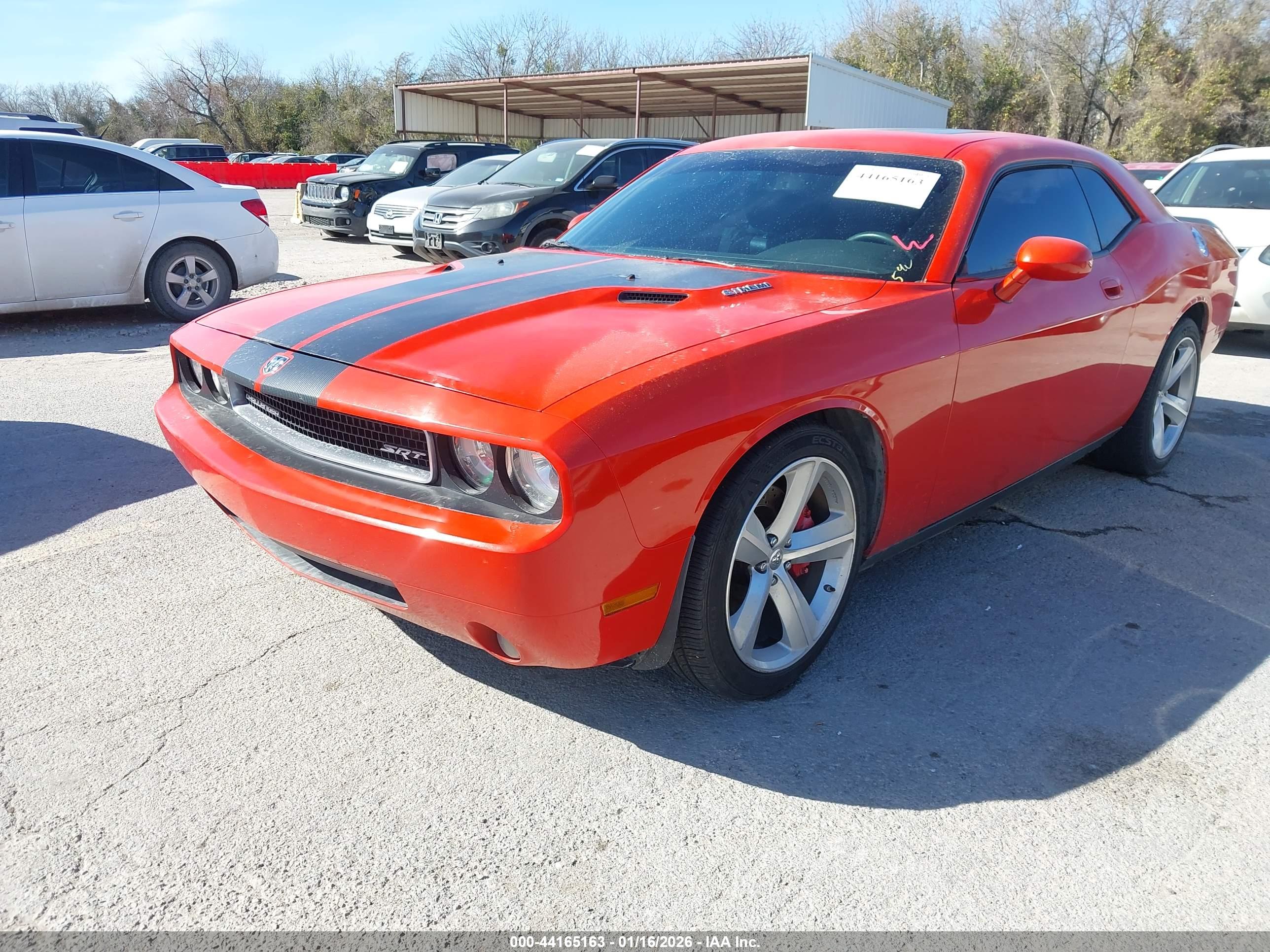 DODGE CHALLENGER image 2