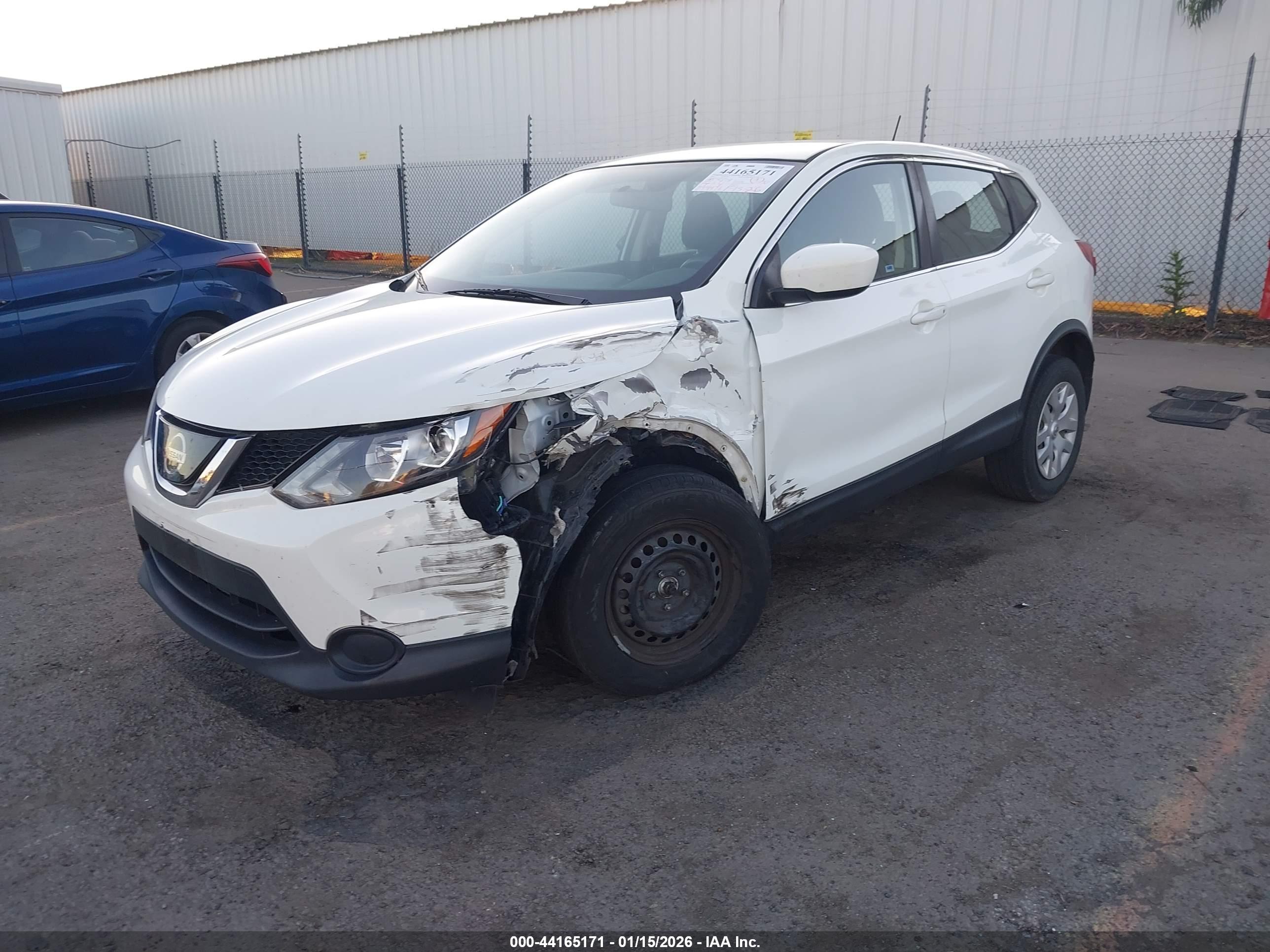 NISSAN ROGUE image 6