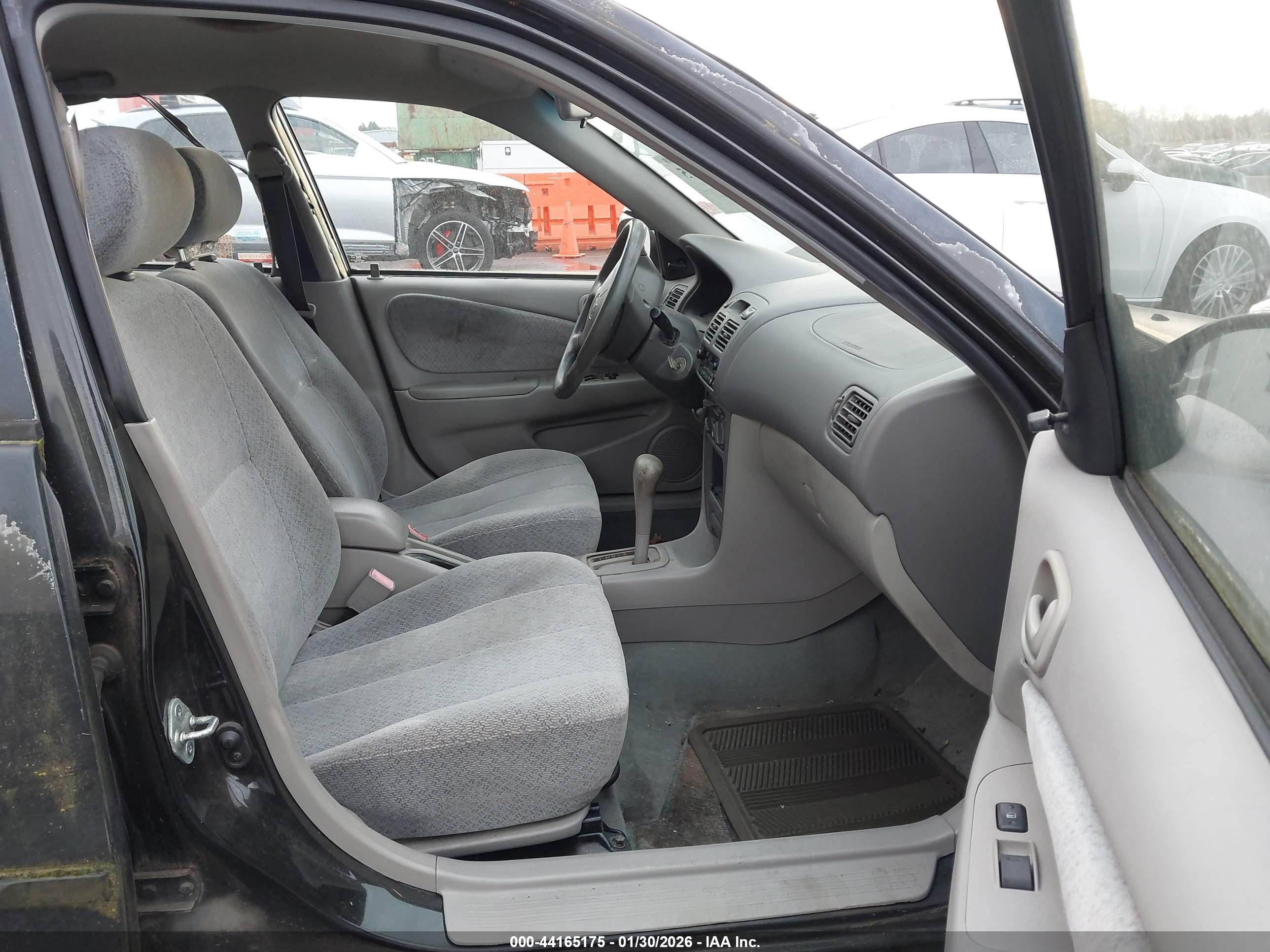 TOYOTA COROLLA image 5