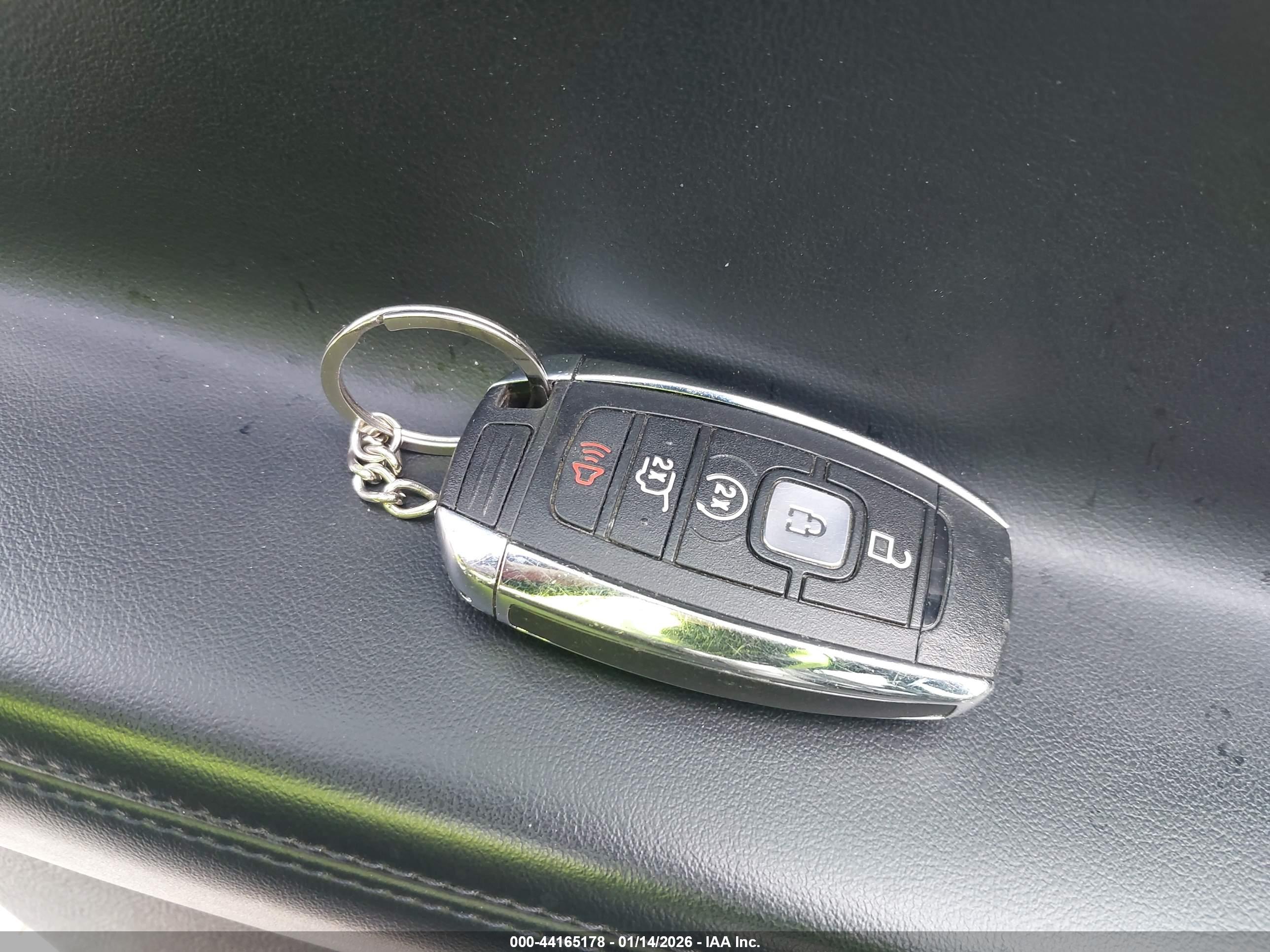 LINCOLN NAVIGATOR image 11