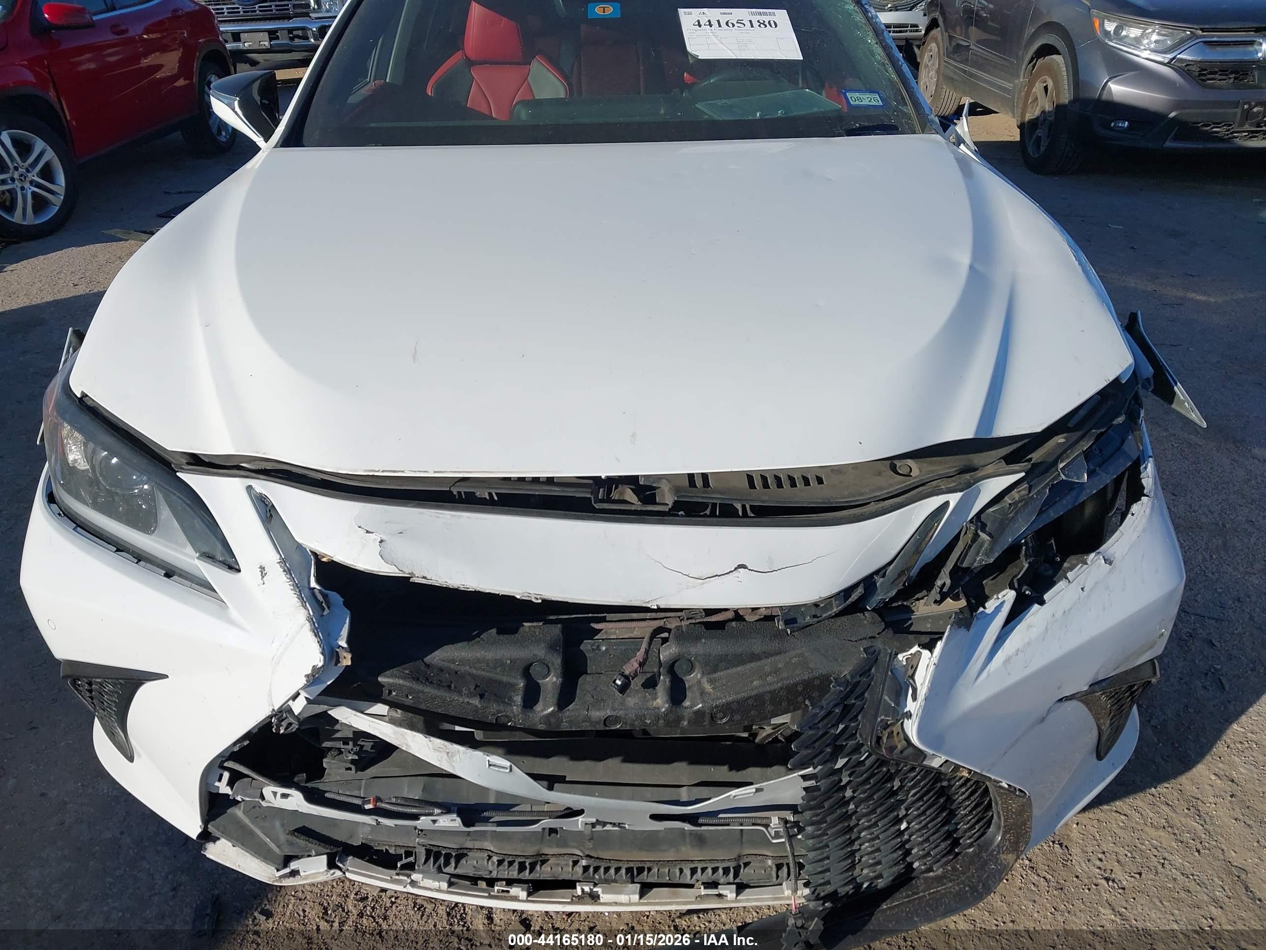 LEXUS ES image 6