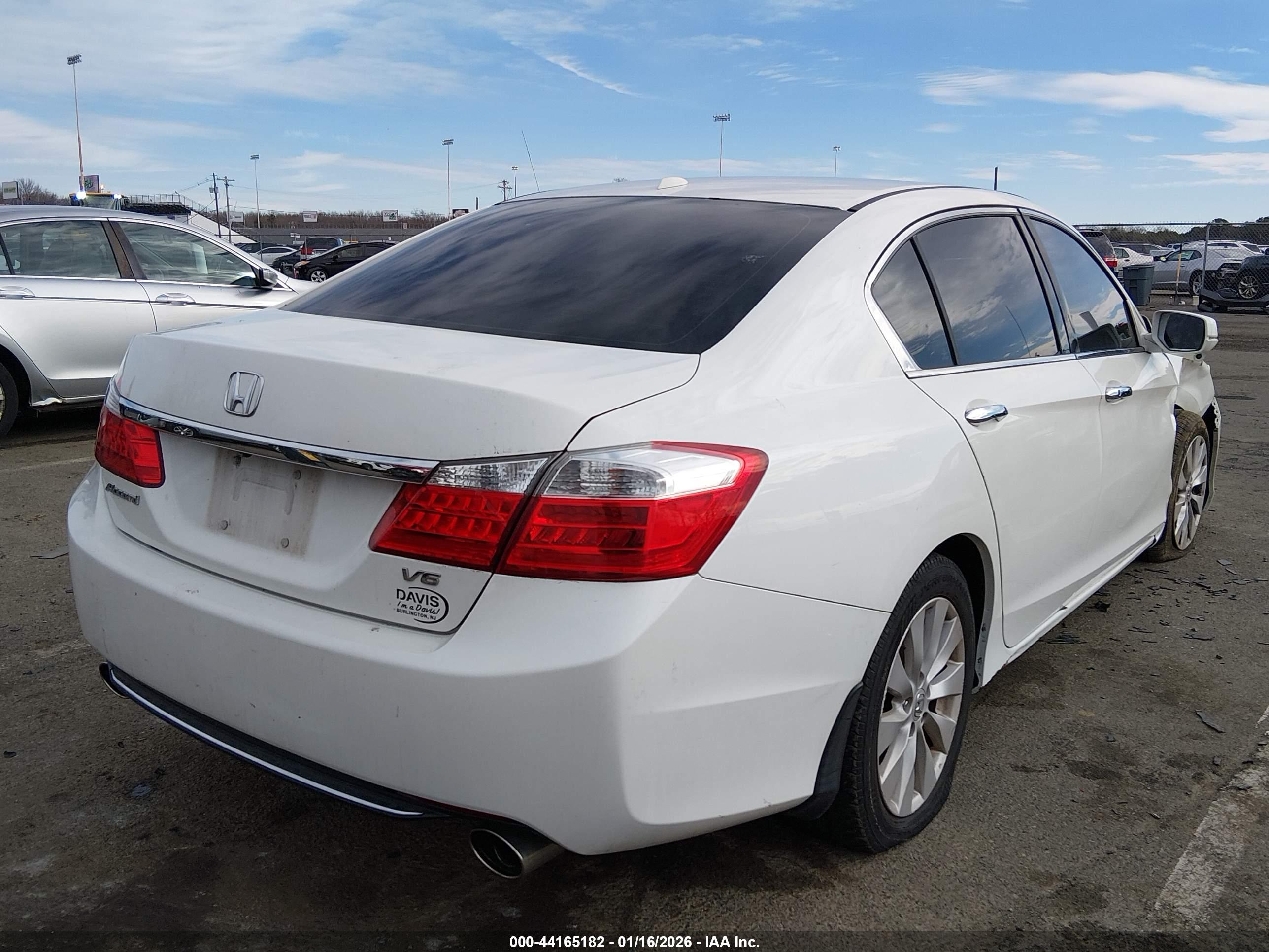 HONDA ACCORD image 4