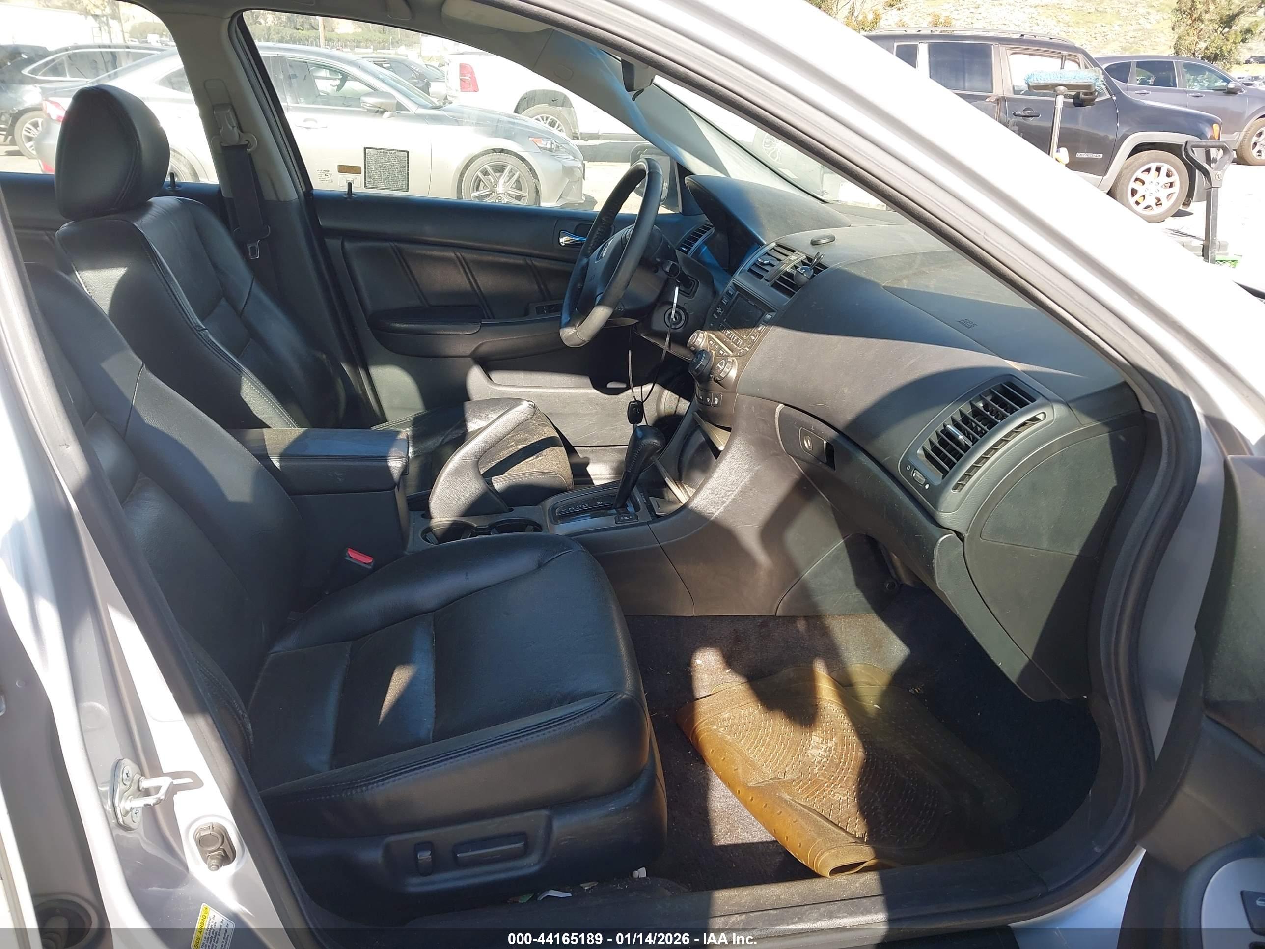 HONDA ACCORD image 5