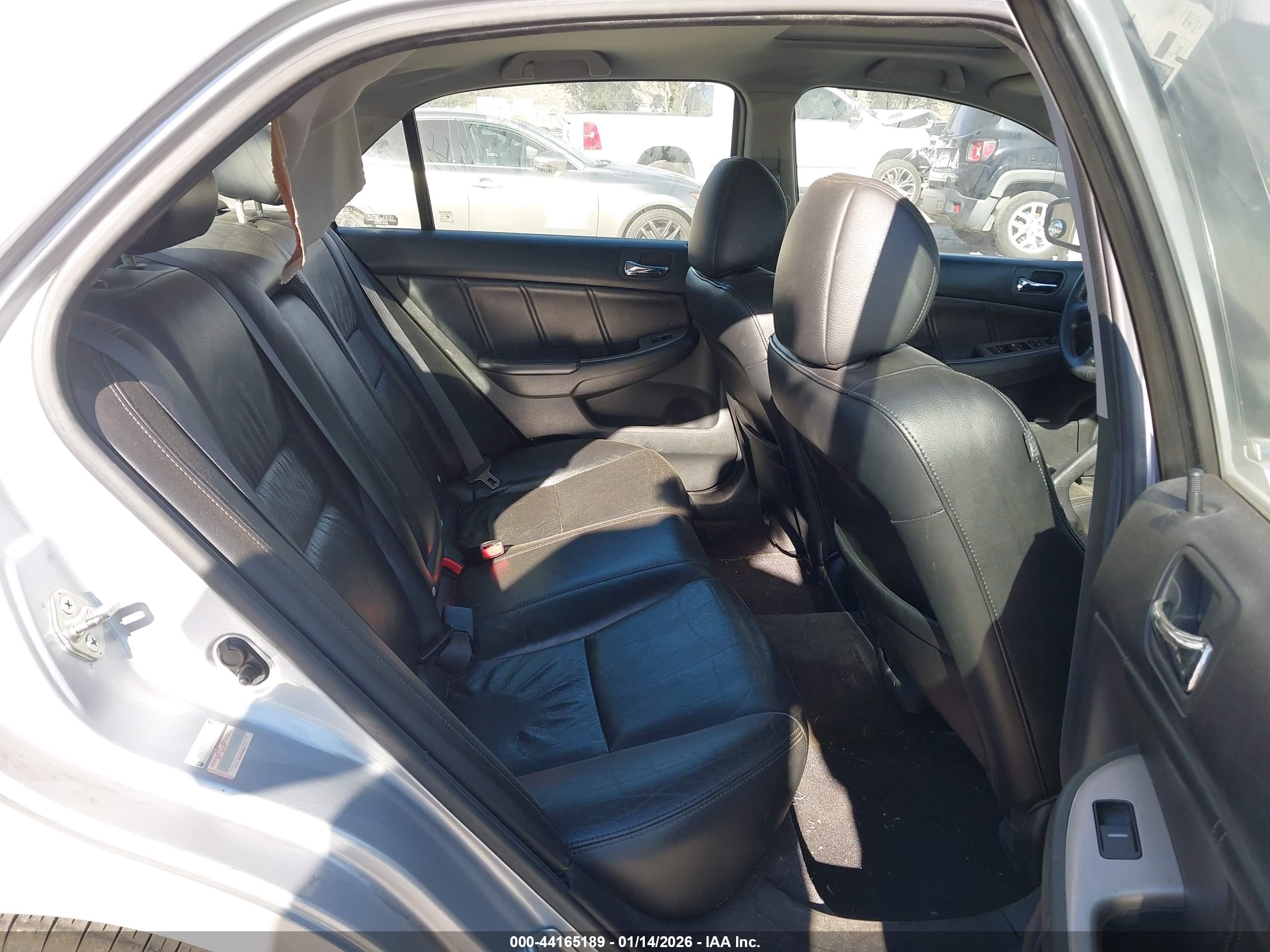 HONDA ACCORD image 8