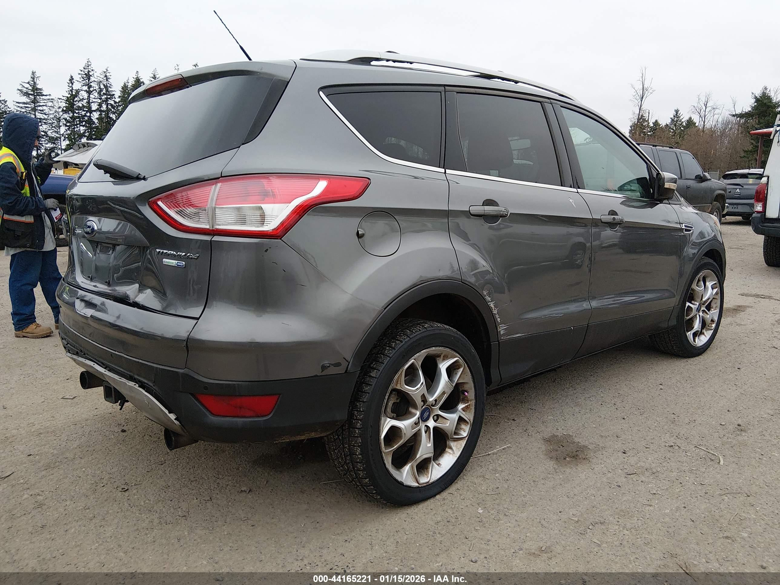 FORD ESCAPE image 4