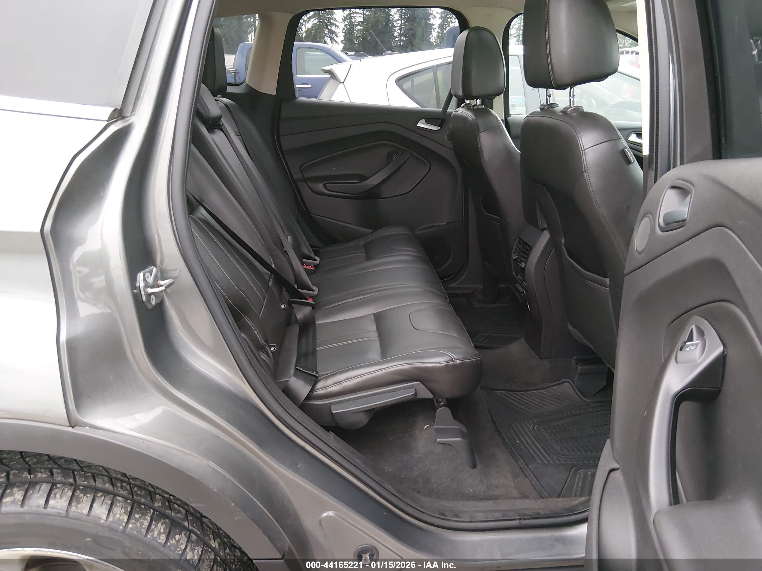 FORD ESCAPE image 8
