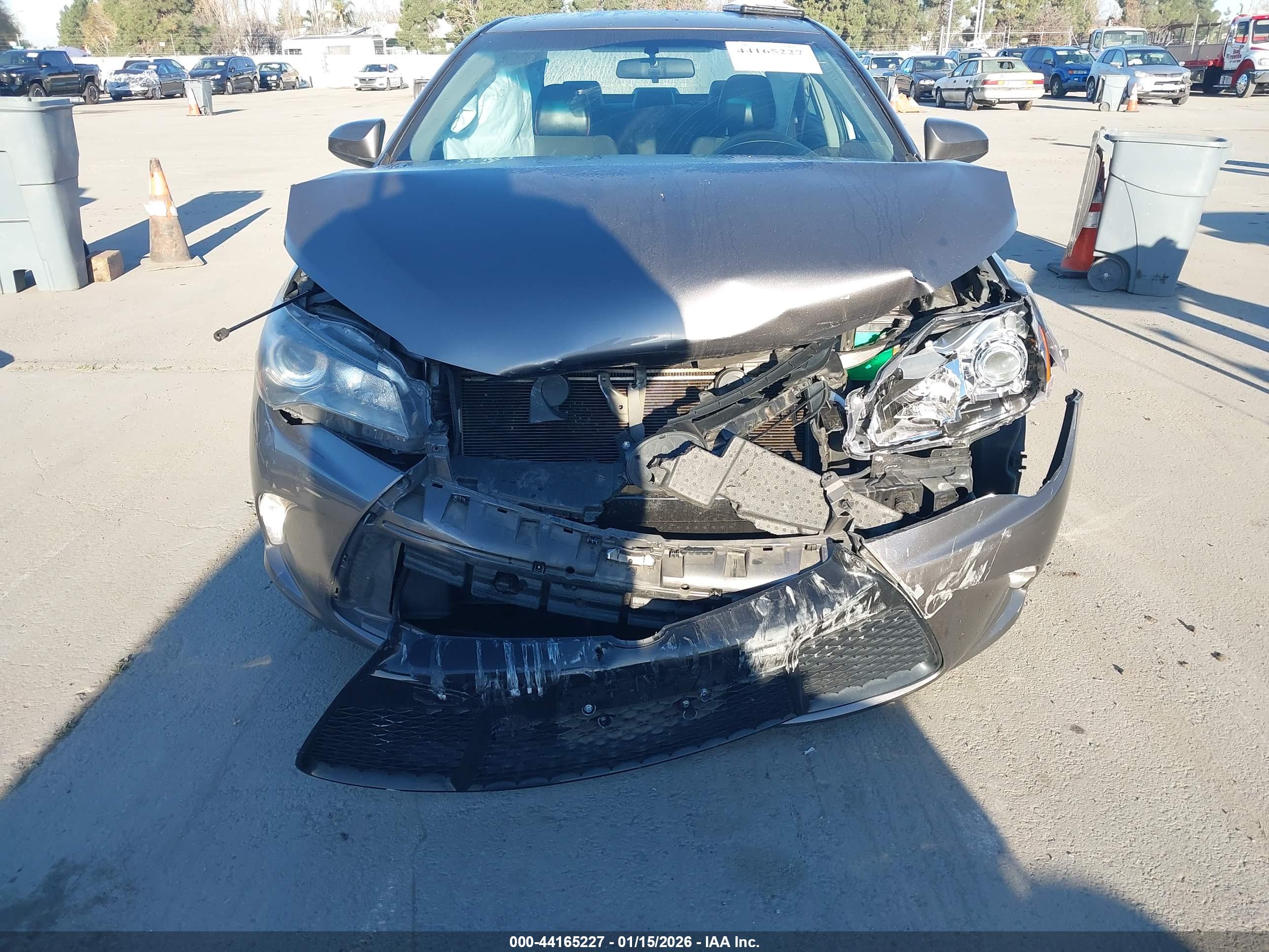 TOYOTA CAMRY image 6