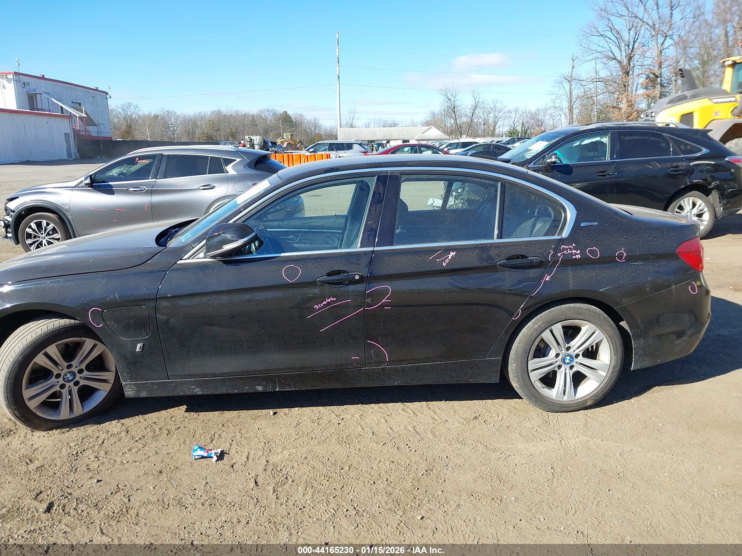 BMW 330E image 6