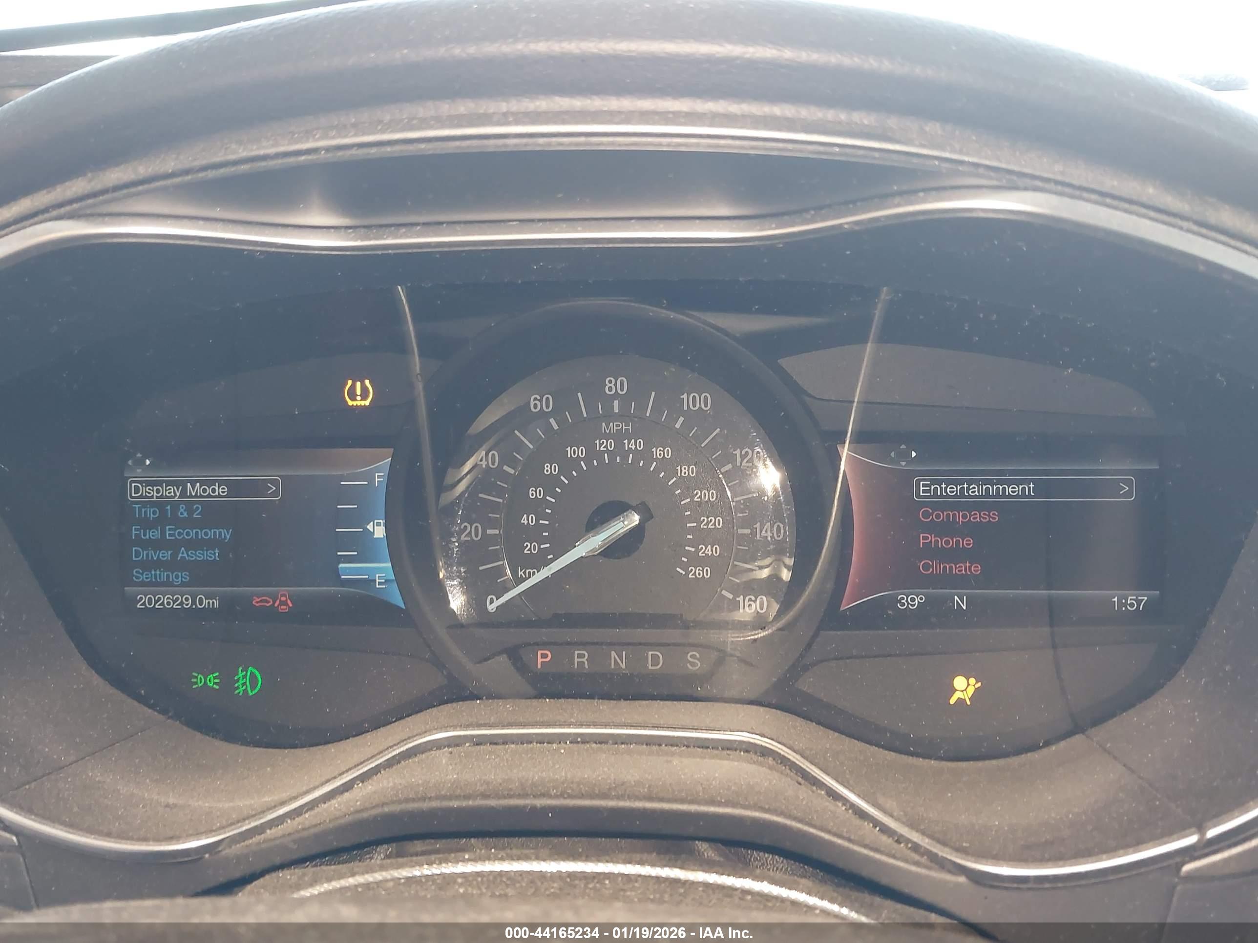 FORD FUSION image 7