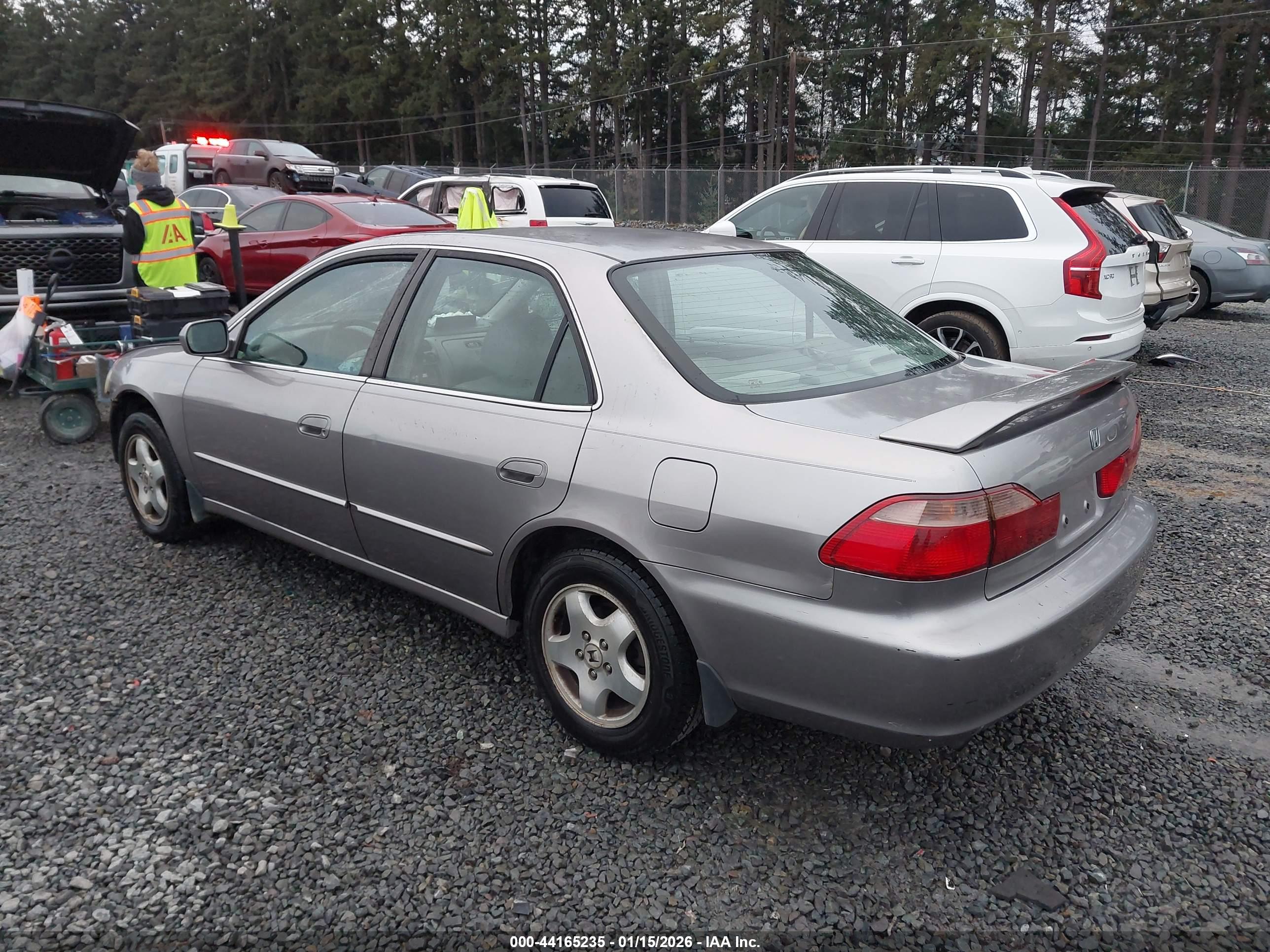 HONDA ACCORD image 3