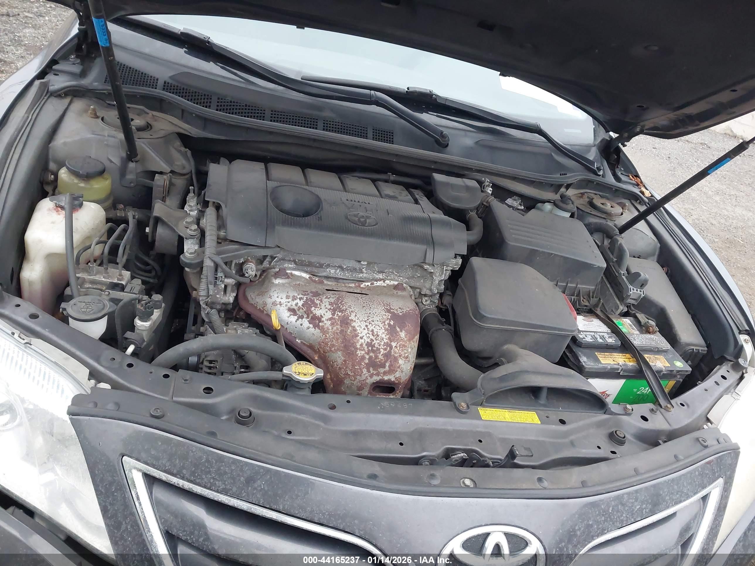 TOYOTA CAMRY image 10