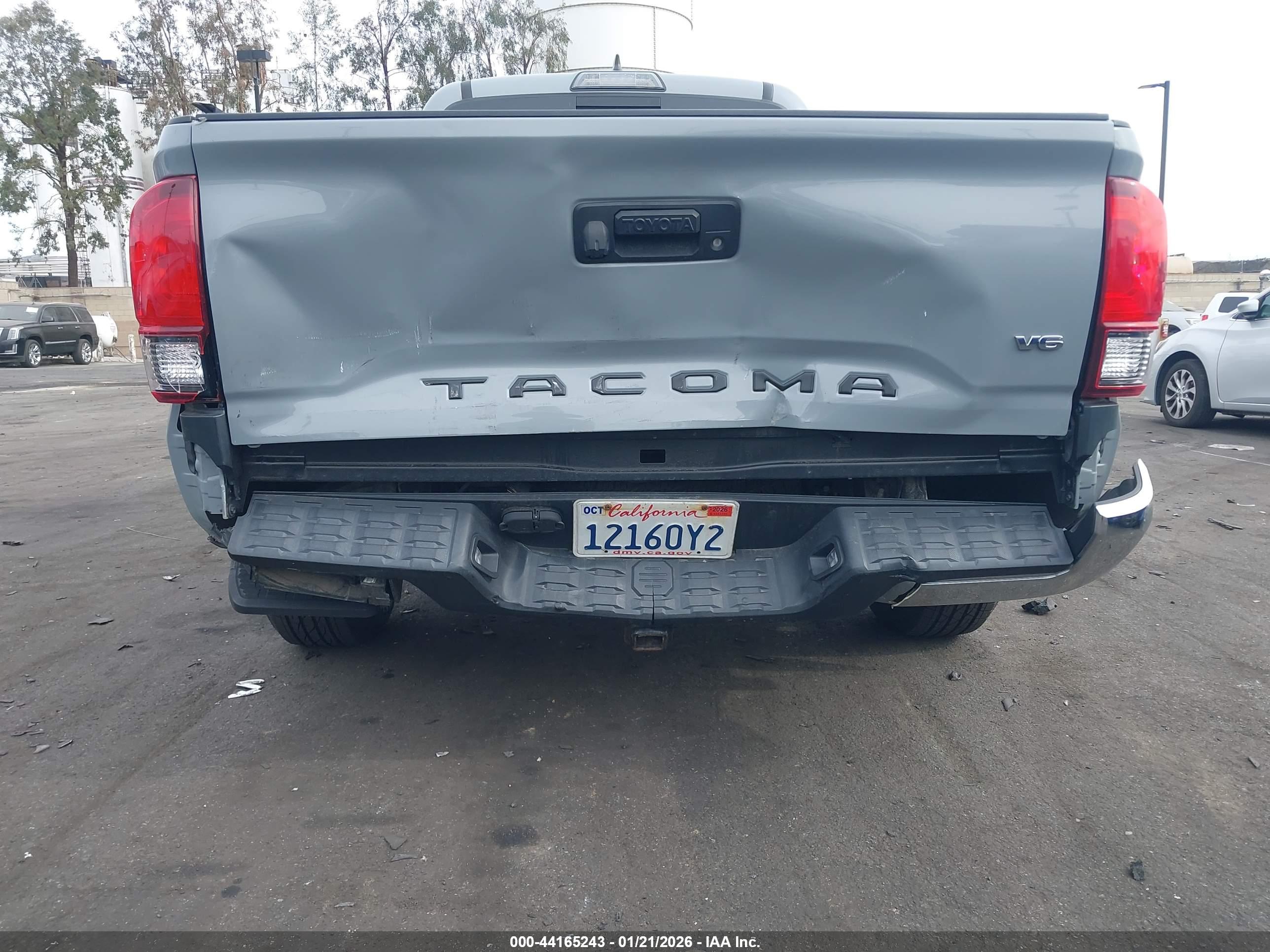 TOYOTA TACOMA image 6