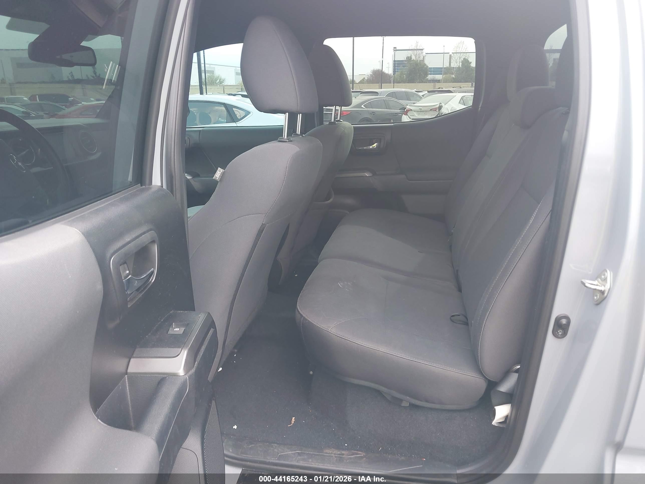 TOYOTA TACOMA image 8