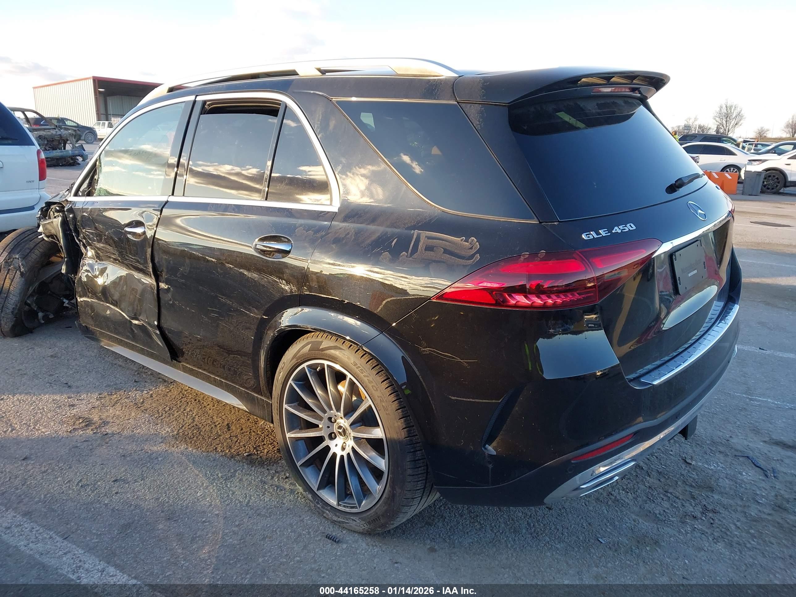 MERCEDES-BENZ GLE image 3